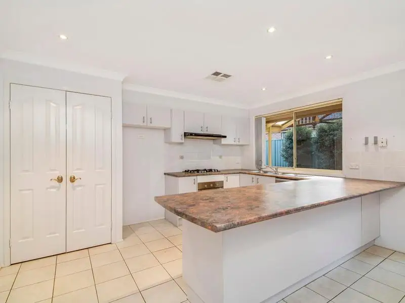 15 Pinehurst Avenue Rouse Hill, Rouse Hill - Thumbnail 2