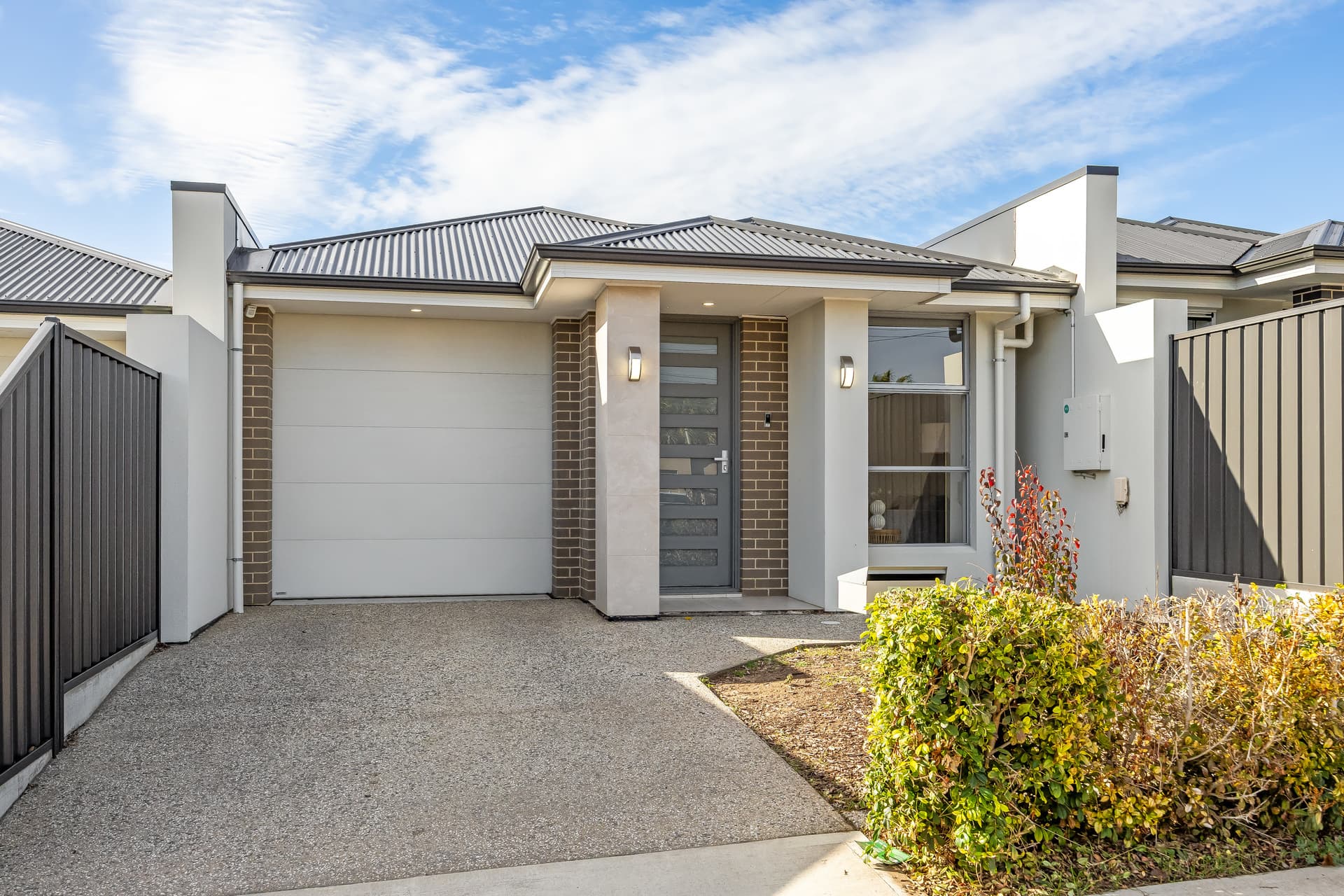 23B Neath Avenue, Dover Gardens - Image 1