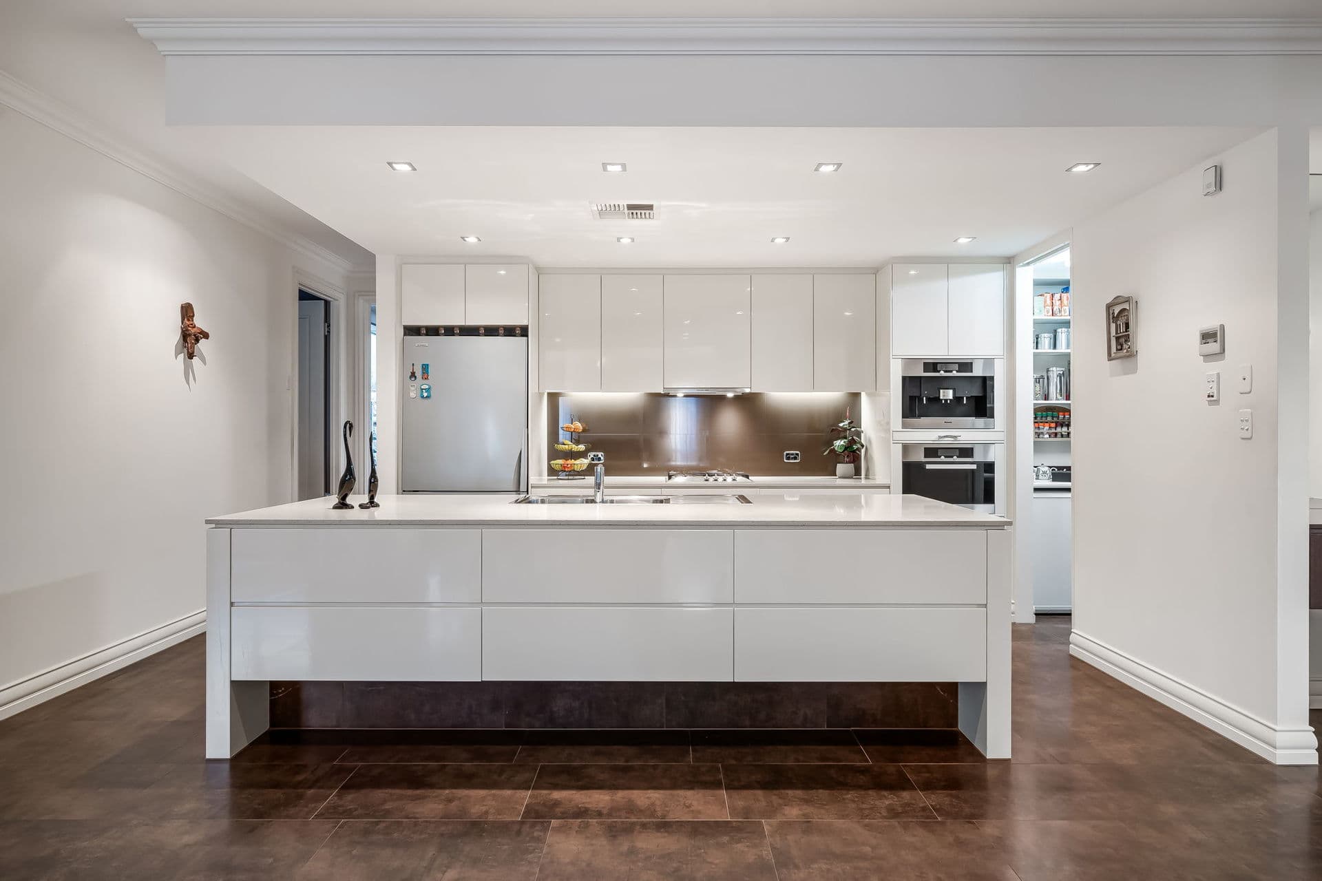 6 The Boulevard, Flagstaff Hill - Thumbnail 4