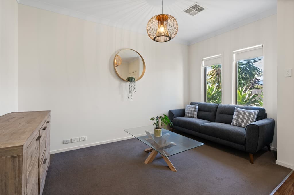 35A Bells Road, Glengowrie - Thumbnail 2