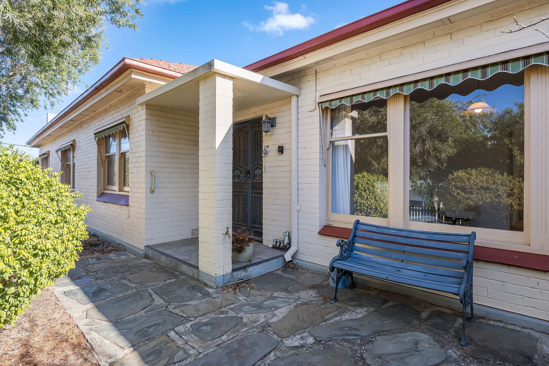 23 Shoreham Road, South Brighton - Thumbnail 3