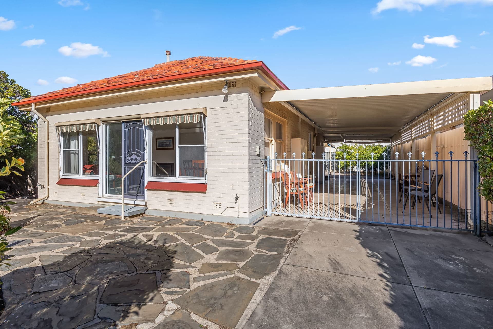 23 Shoreham Road, South Brighton - Thumbnail 4