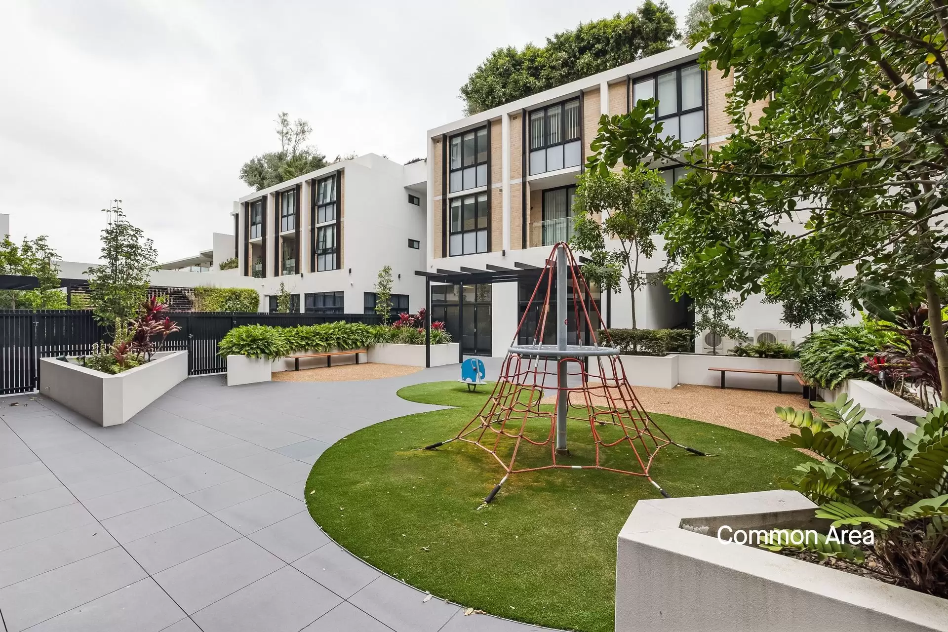501/55 Princes Highway, St Peters - Thumbnail 3