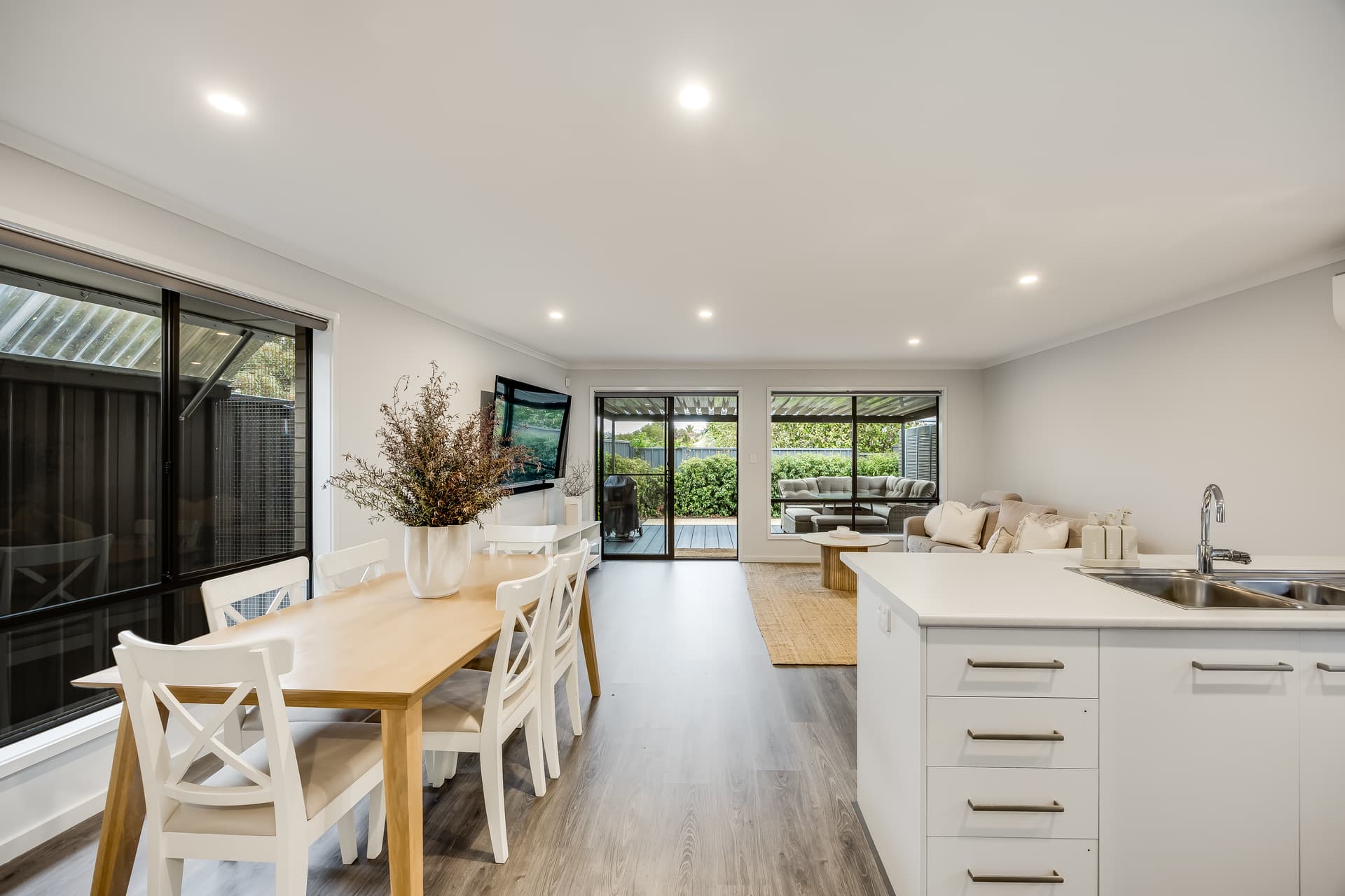53 Trowbridge Avenue, Mitchell Park - Thumbnail 8