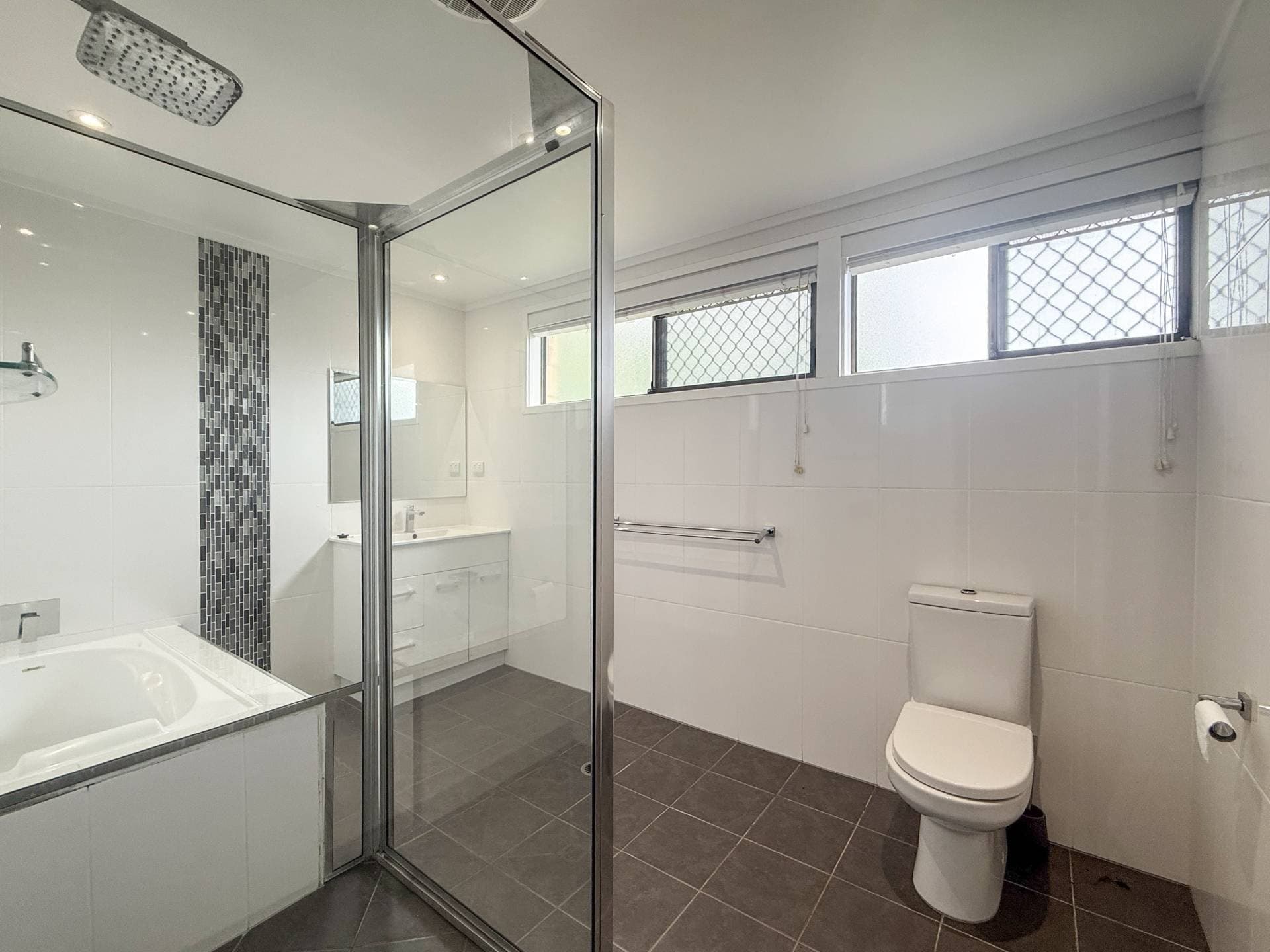 2 Moffatt Street, Mount Isa, Mount Isa - Thumbnail 8