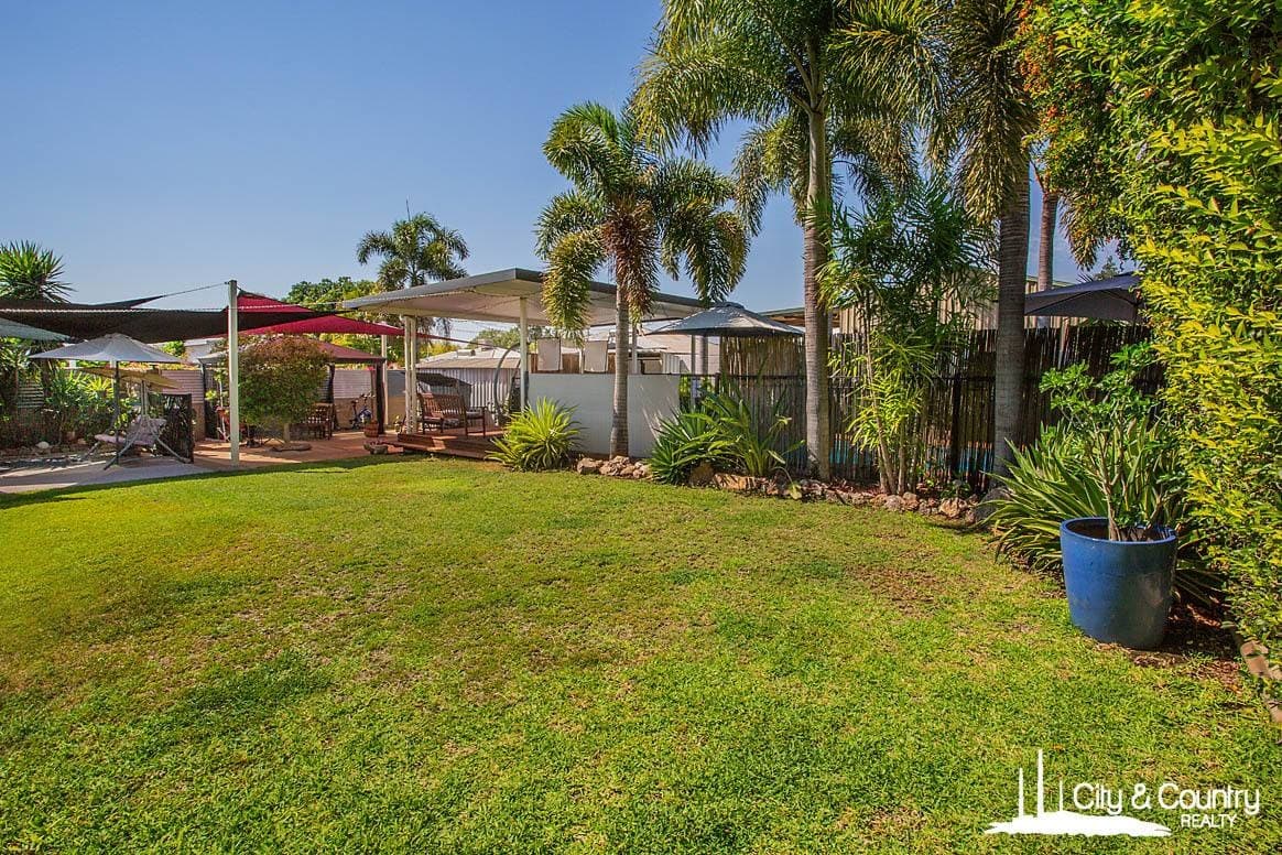 13 Crystal Street, Mount Isa, Mount Isa - Thumbnail 2
