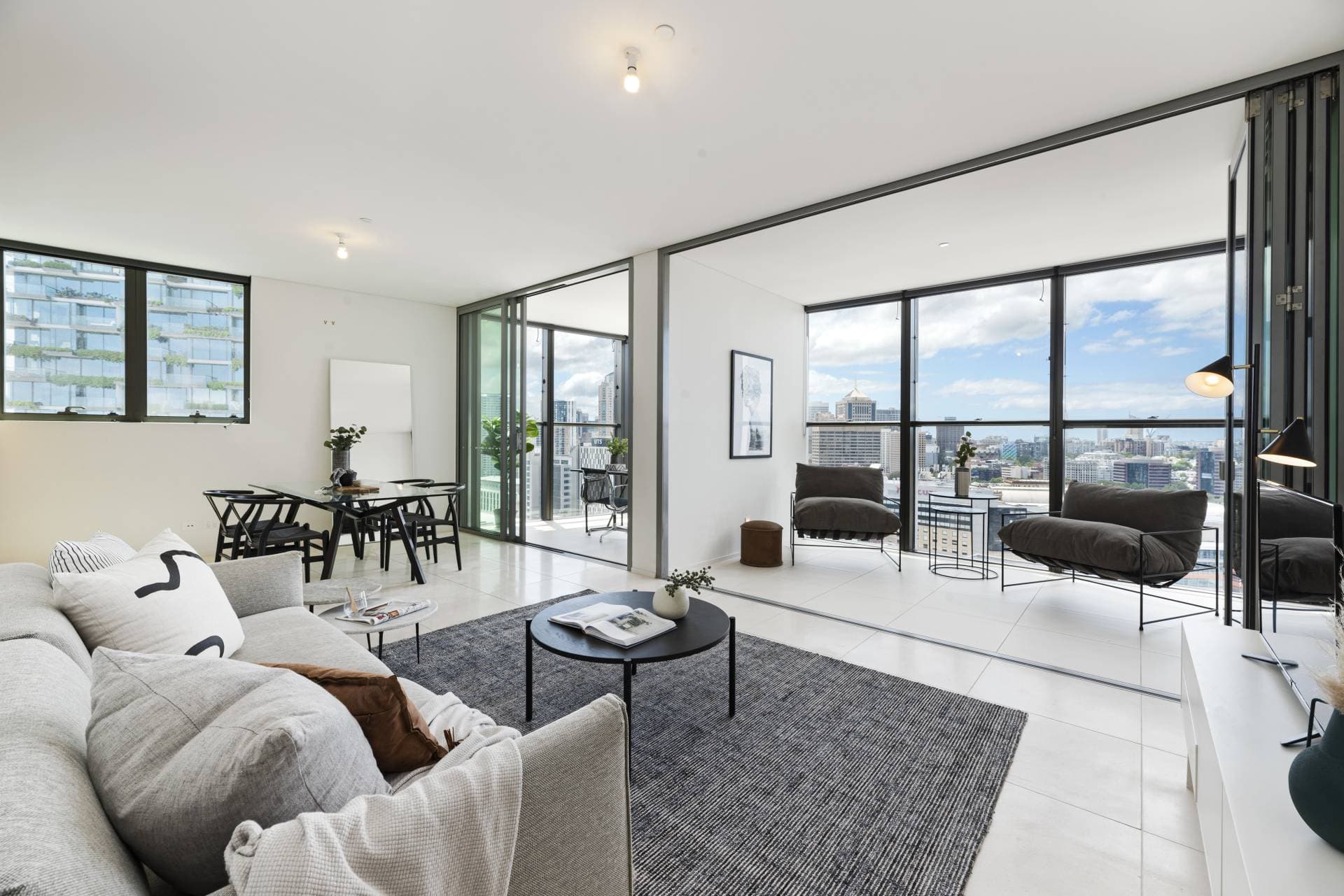 2102, 18 Park Lane, Chippendale - Image 1