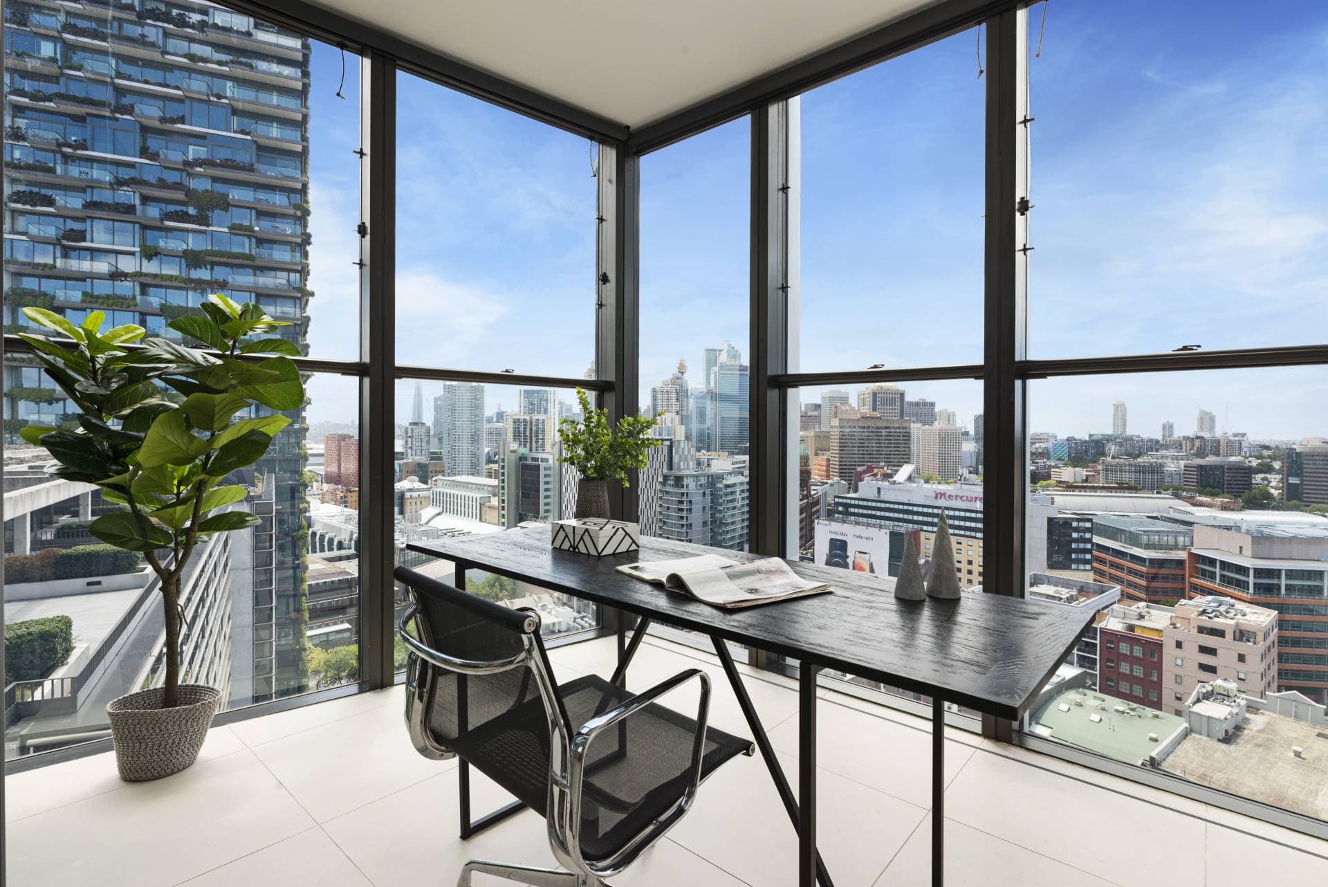 2102, 18 Park Lane, Chippendale - Thumbnail 2