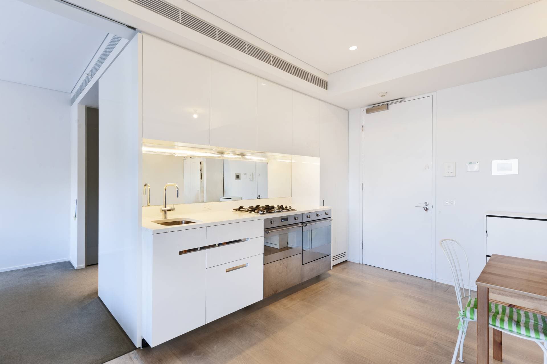 704, 8 Park Lane, Chippendale - Thumbnail 3