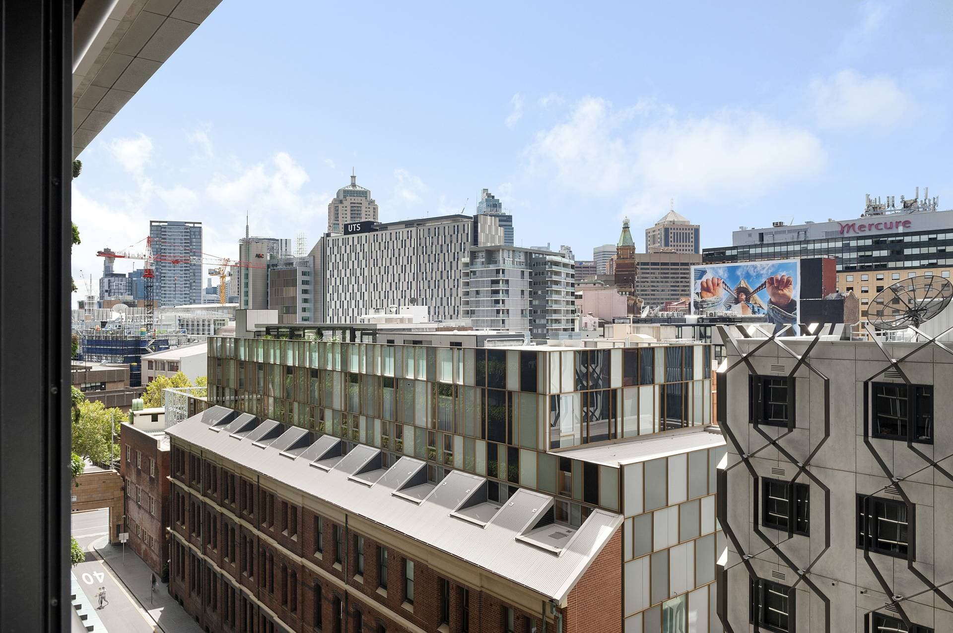 802, 8 Park Lane, Chippendale - Thumbnail 3