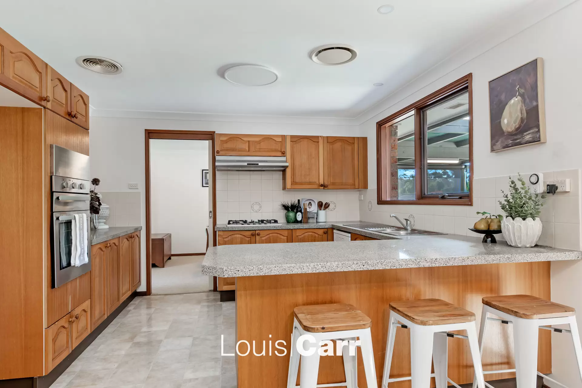 27 Gooraway Drive, Castle Hill NSW, Castle Hill - Thumbnail 4