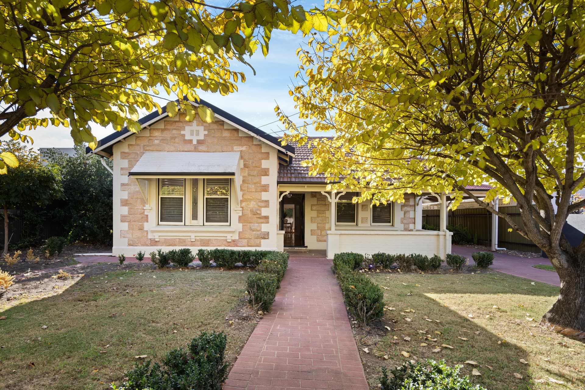 2 Clayton Avenue, Plympton - Image 1