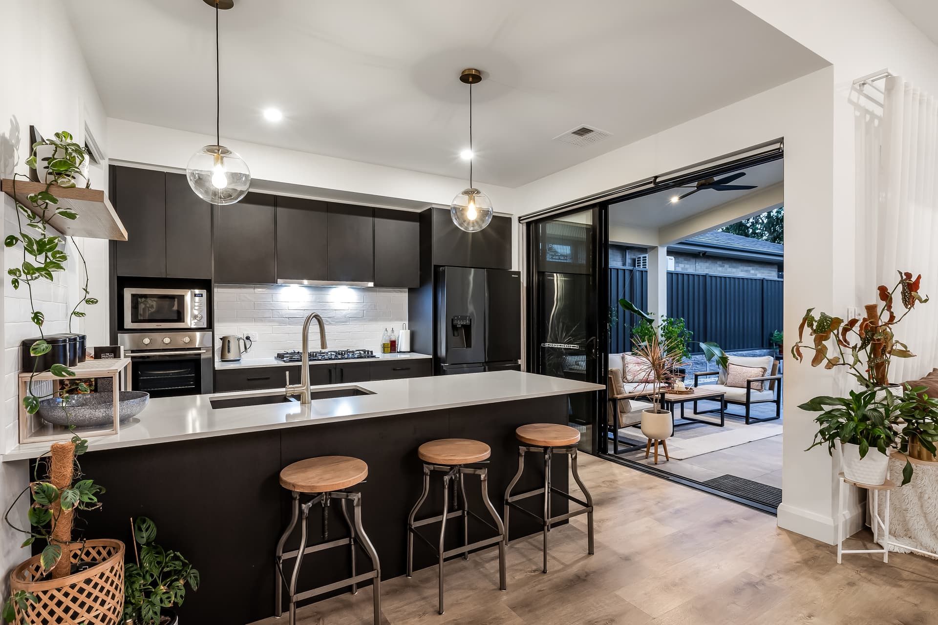 205A Black Road, Flagstaff Hill - Thumbnail 3