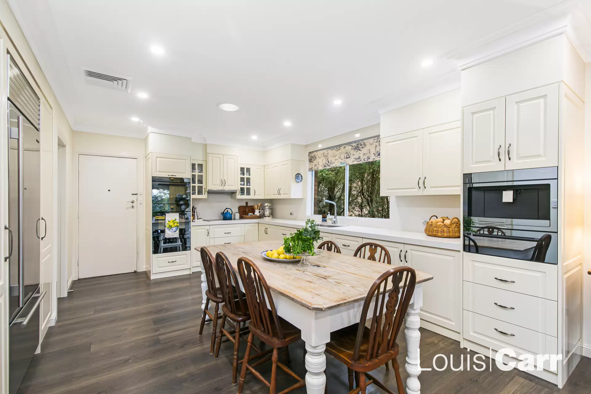 1003/7 Rockwall  Crescent, Potts Point, Yarroweyah - Thumbnail 3