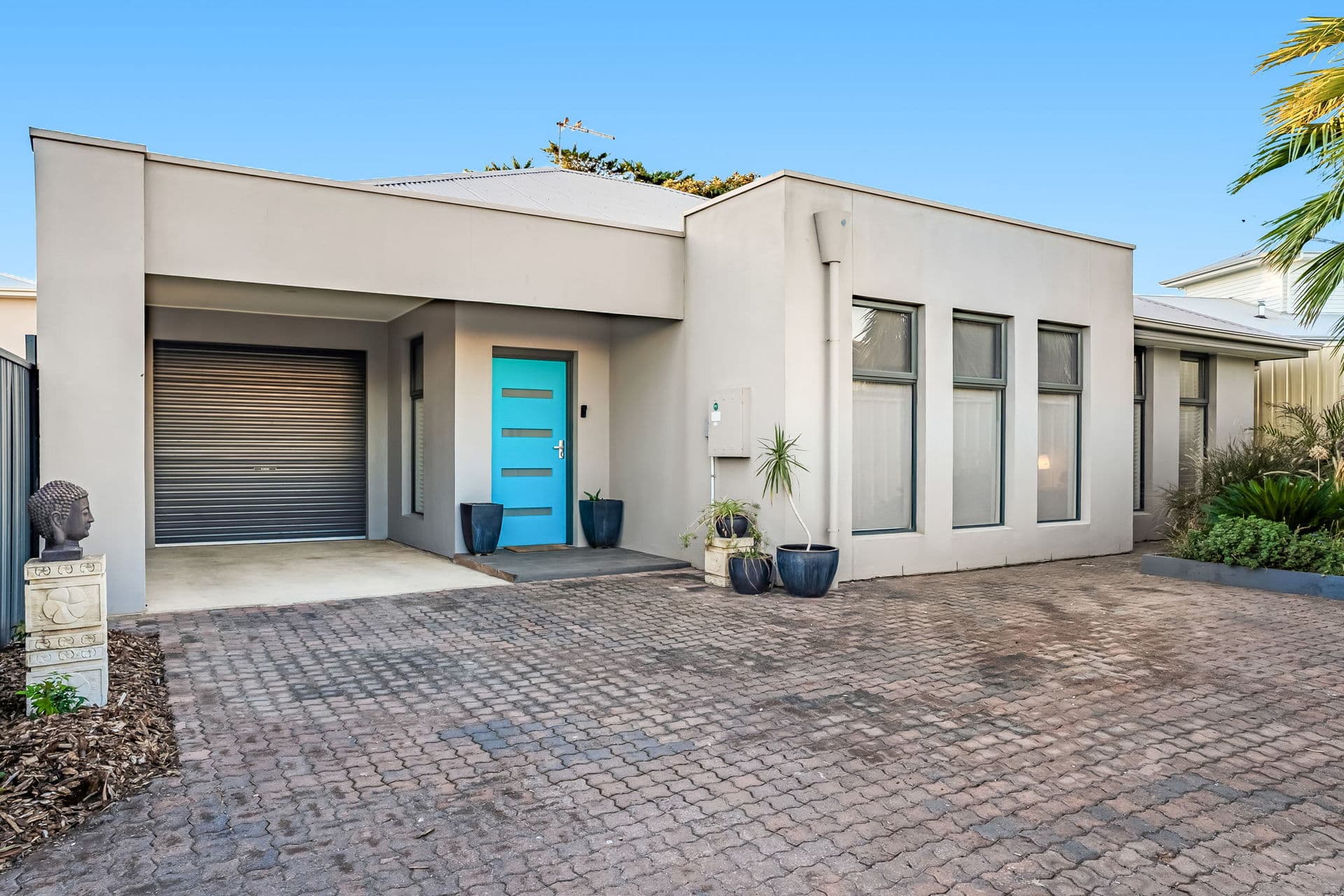 12A Hyde Place, Christies Beach - Thumbnail 2