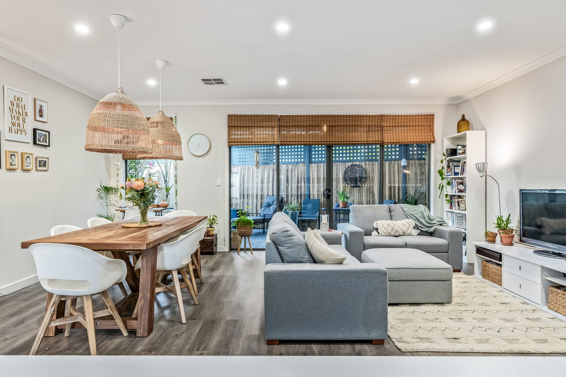 12A Hyde Place, Christies Beach - Thumbnail 5
