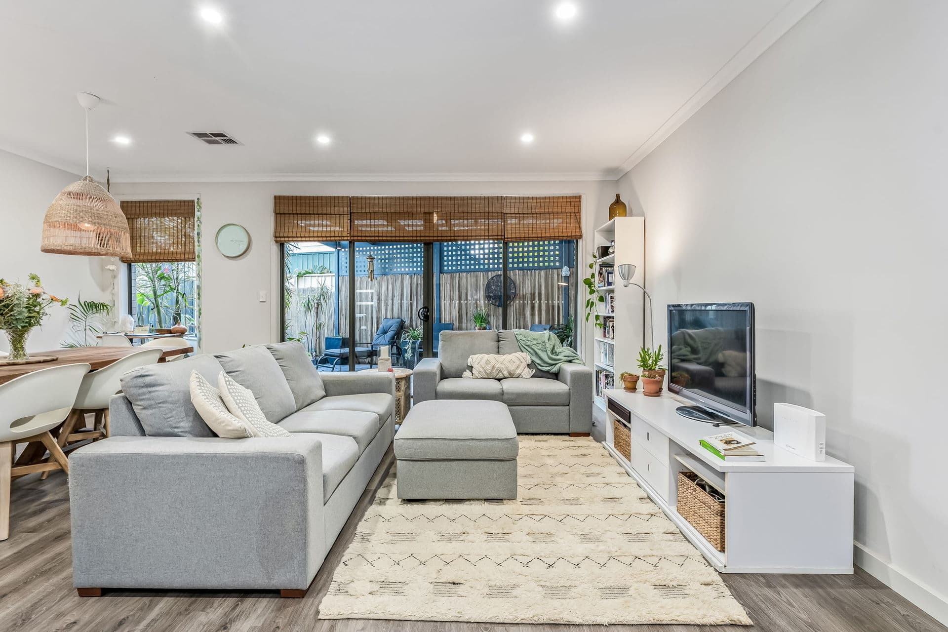 12A Hyde Place, Christies Beach - Thumbnail 6