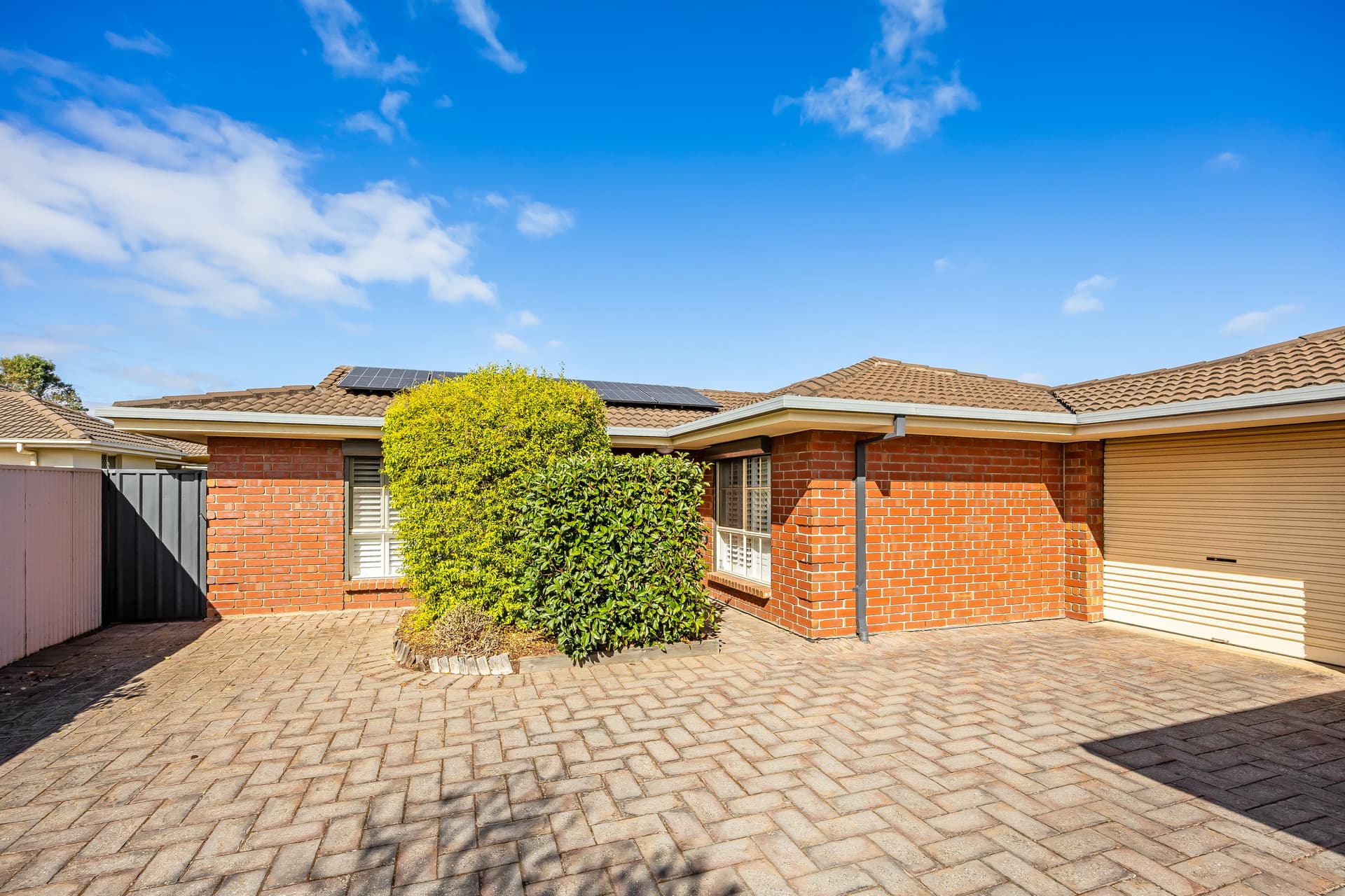 2/32A Sixth Avenue, Ascot Park - Image 1