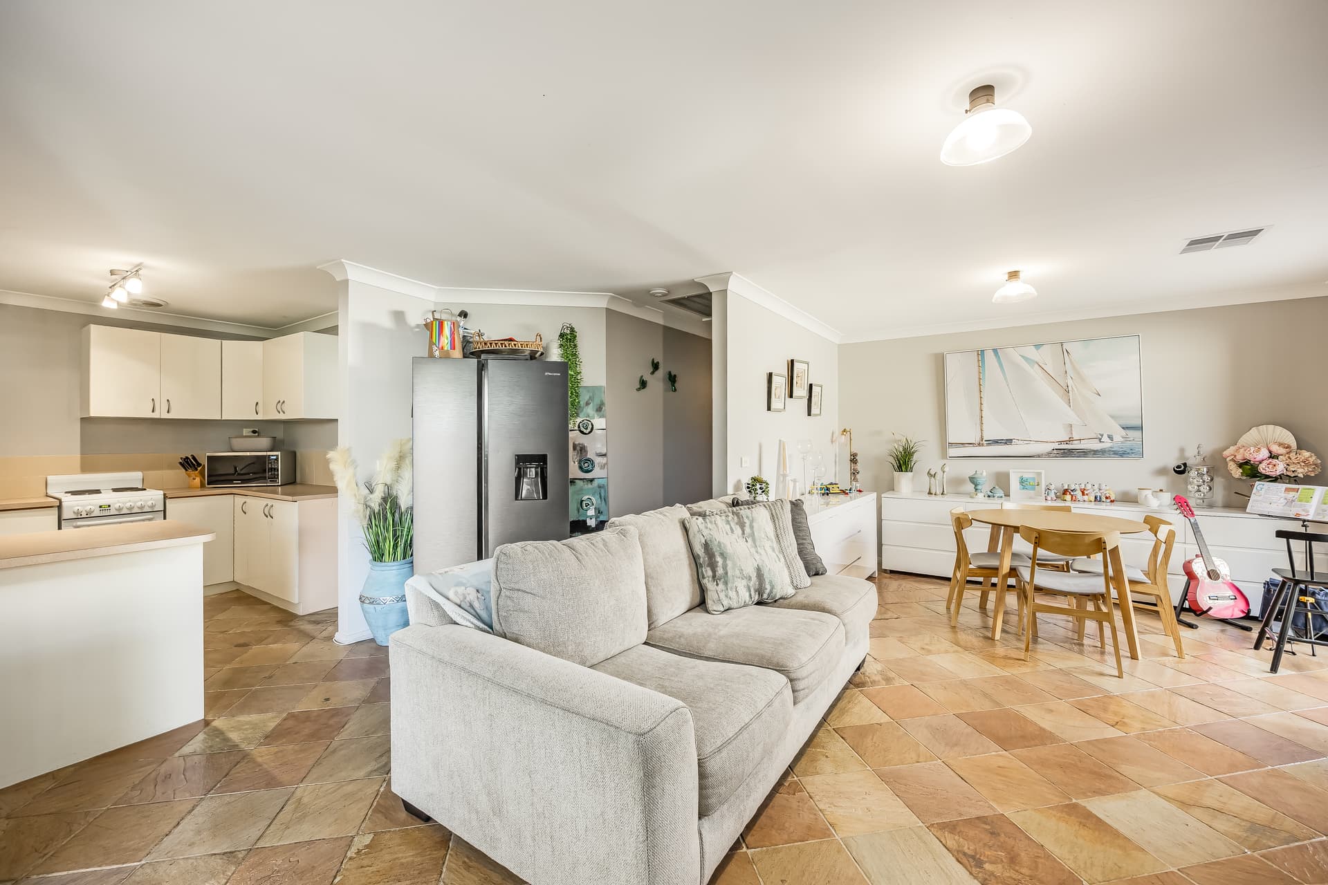 2/32A Sixth Avenue, Ascot Park - Thumbnail 5