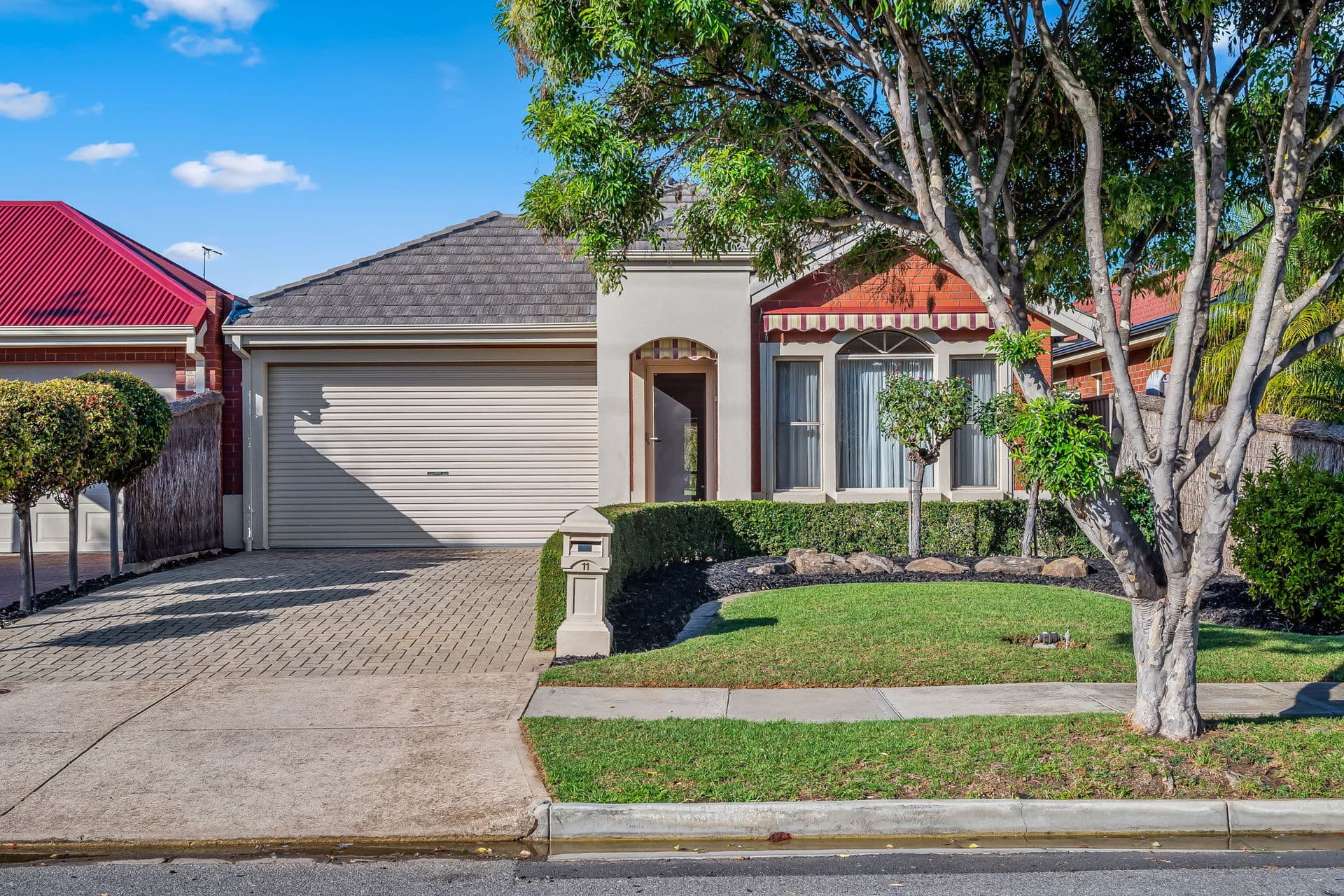 11 Victor Avenue, Glengowrie - Image 1