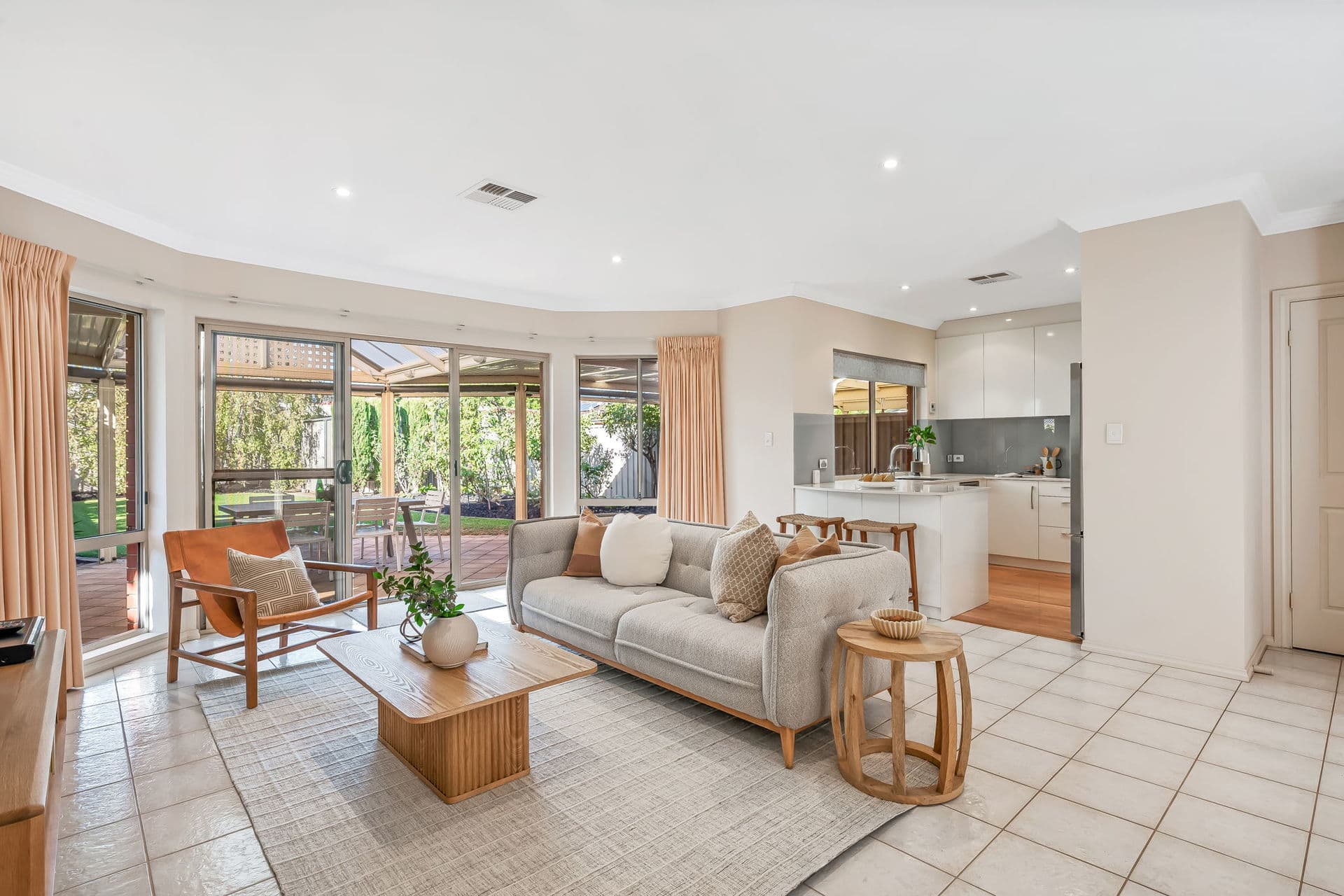 11 Victor Avenue, Glengowrie - Thumbnail 2