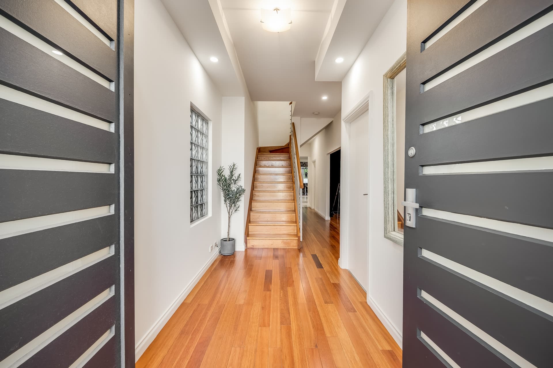39 Stanley Street, Plympton - Thumbnail 3