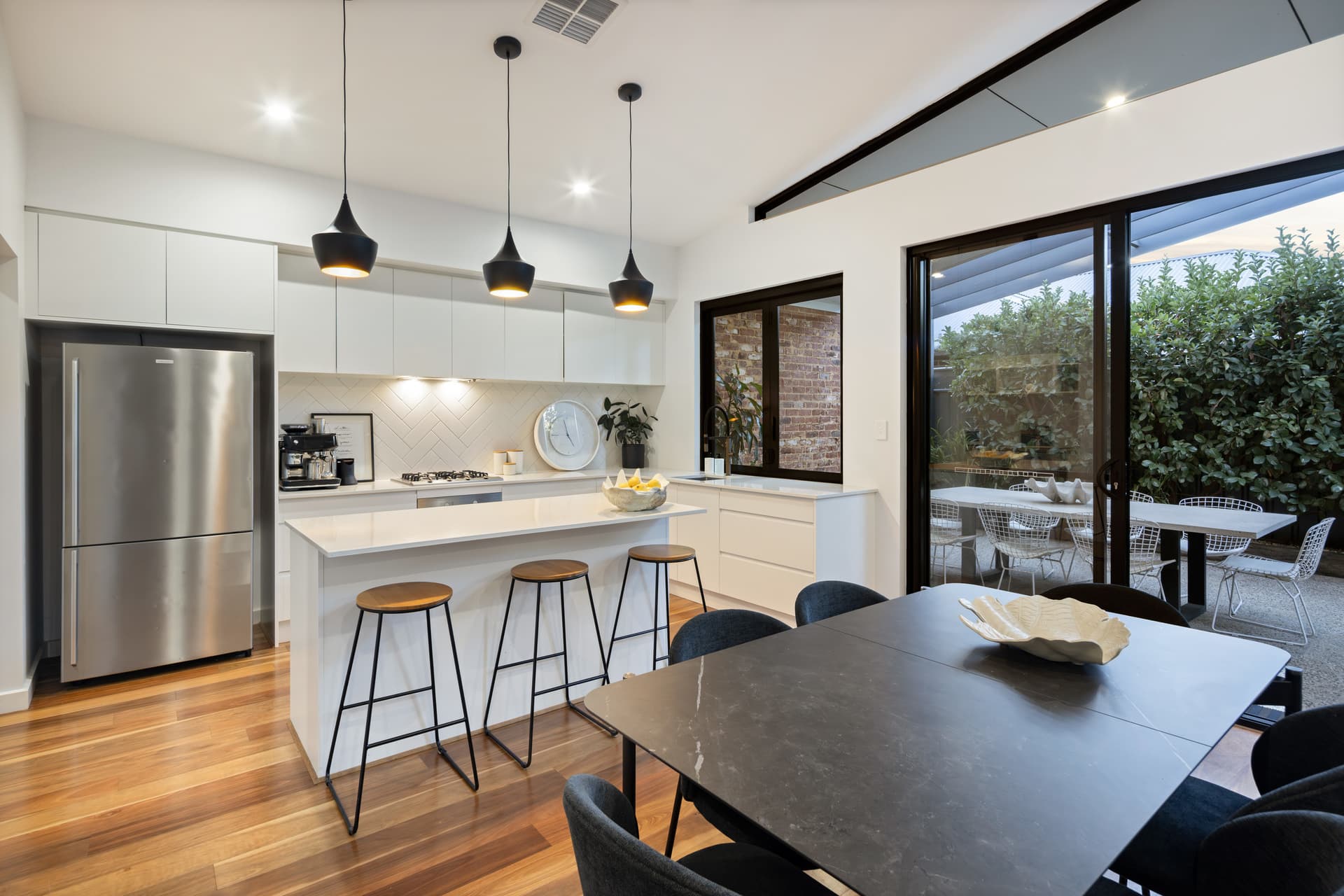33 Johnstone Street, Glengowrie - Thumbnail 2