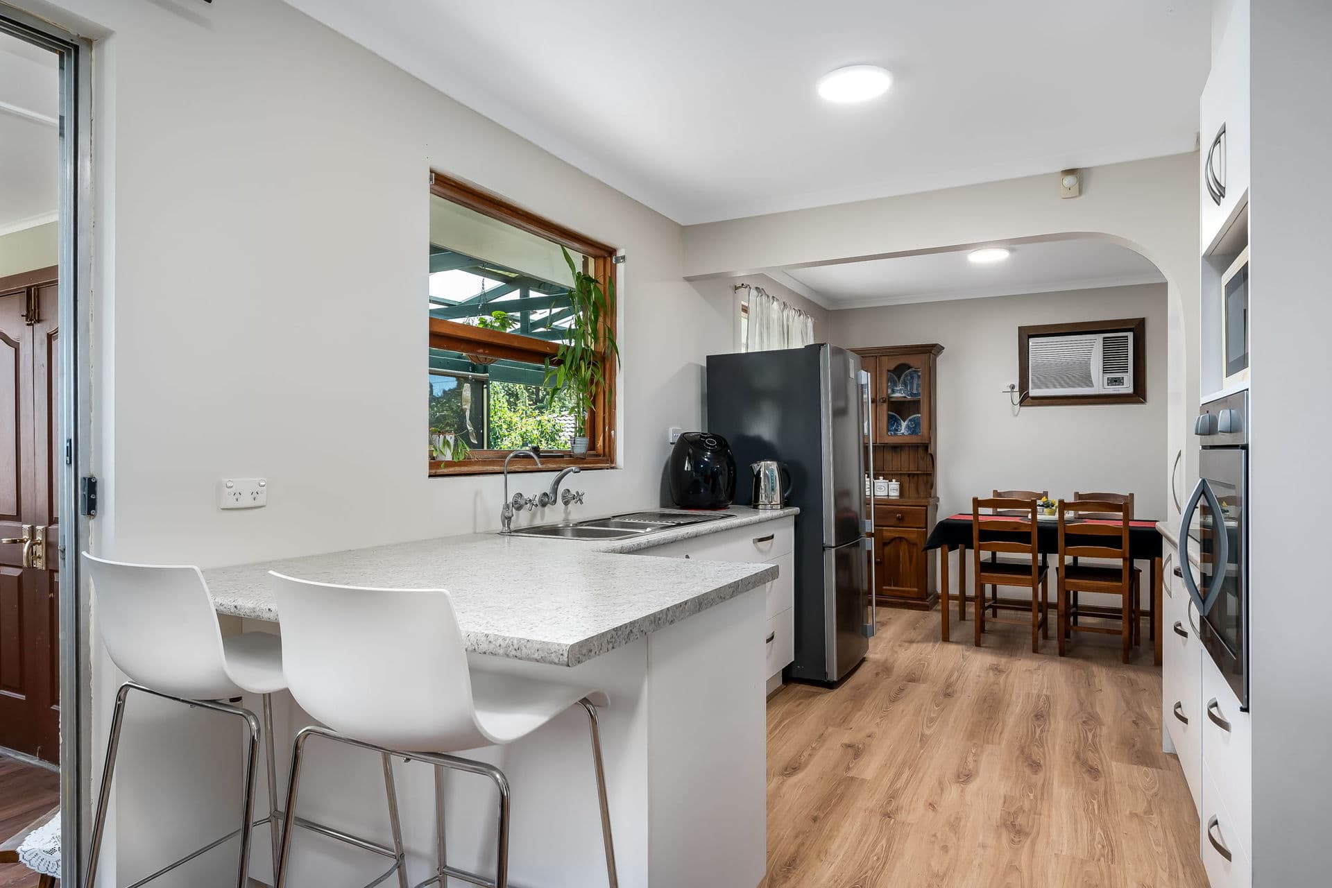 73 Pine Drive, Aberfoyle Park - Thumbnail 6
