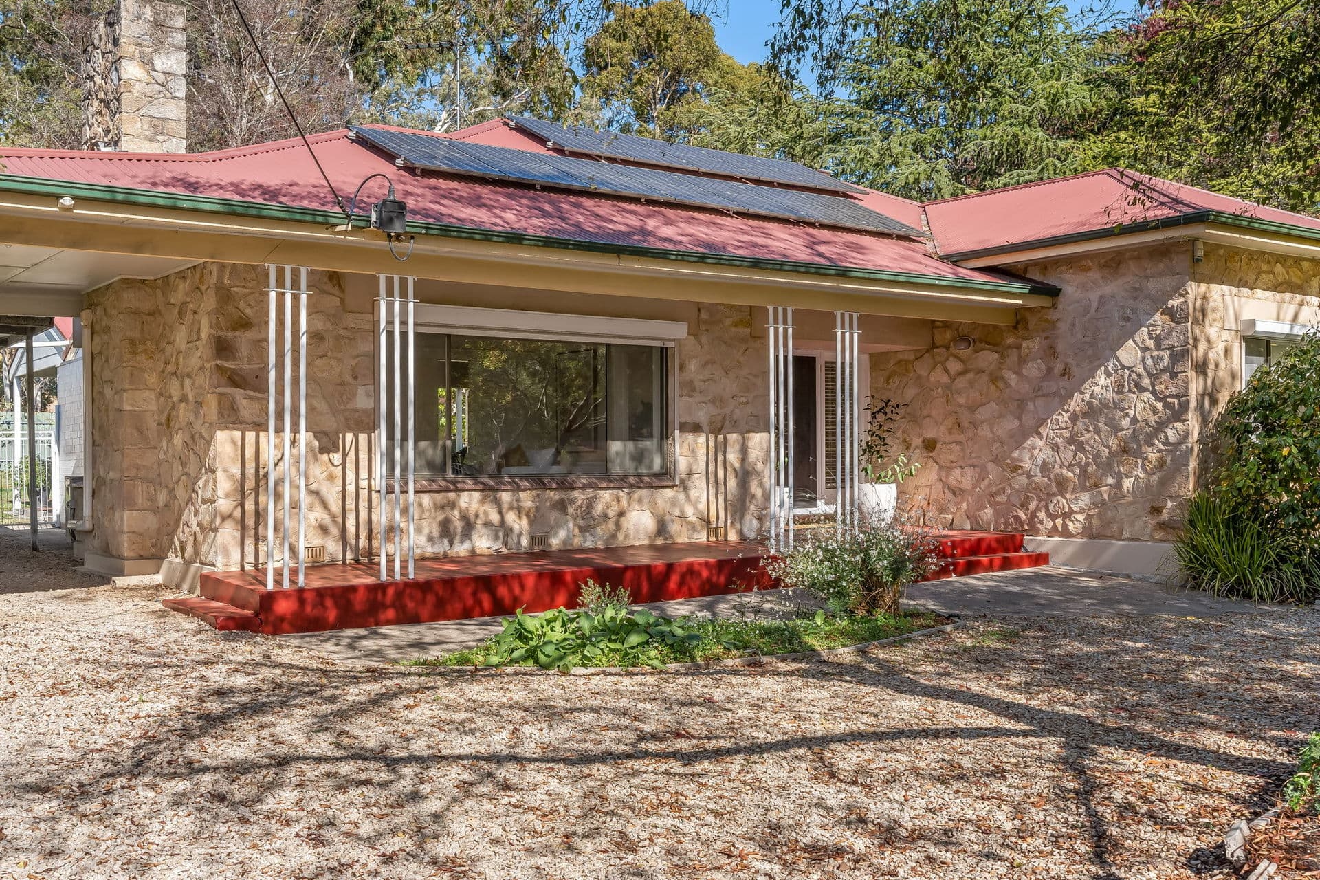 156 Onkaparinga Valley Road, Oakbank - Image 1