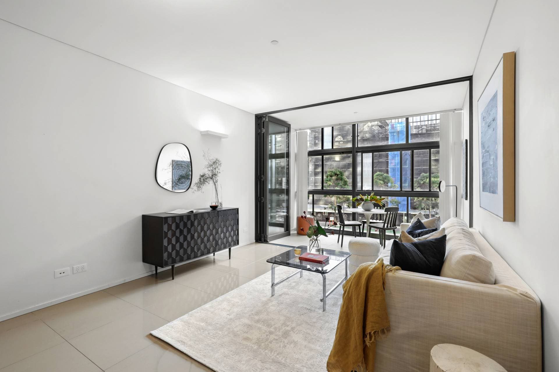 1 Park Lane, Chippendale - Thumbnail 3