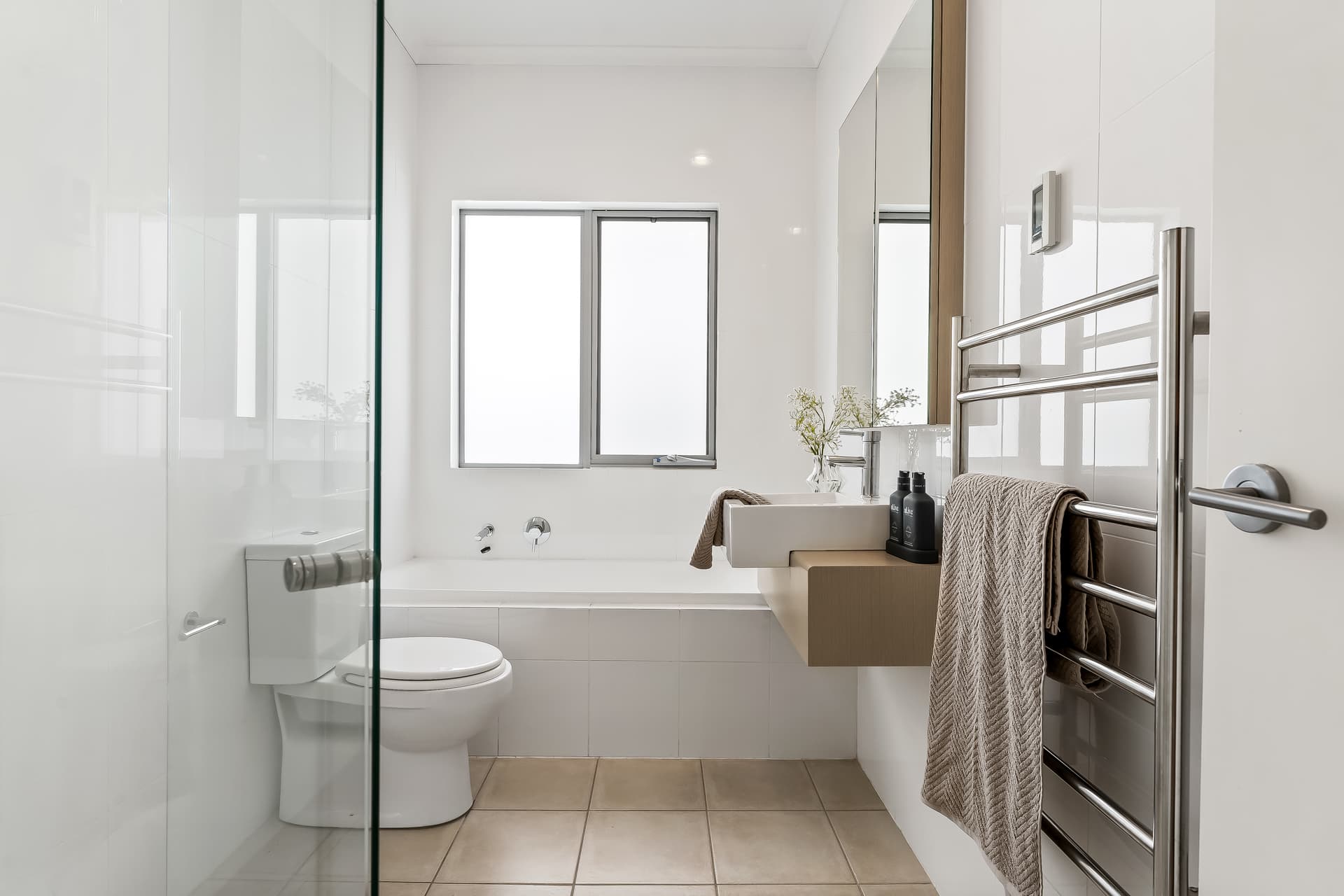 24 Riesling Avenue, Glengowrie - Thumbnail 4