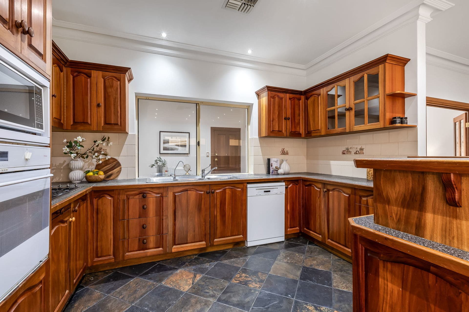 23 Davis Road, Glynde - Thumbnail 7