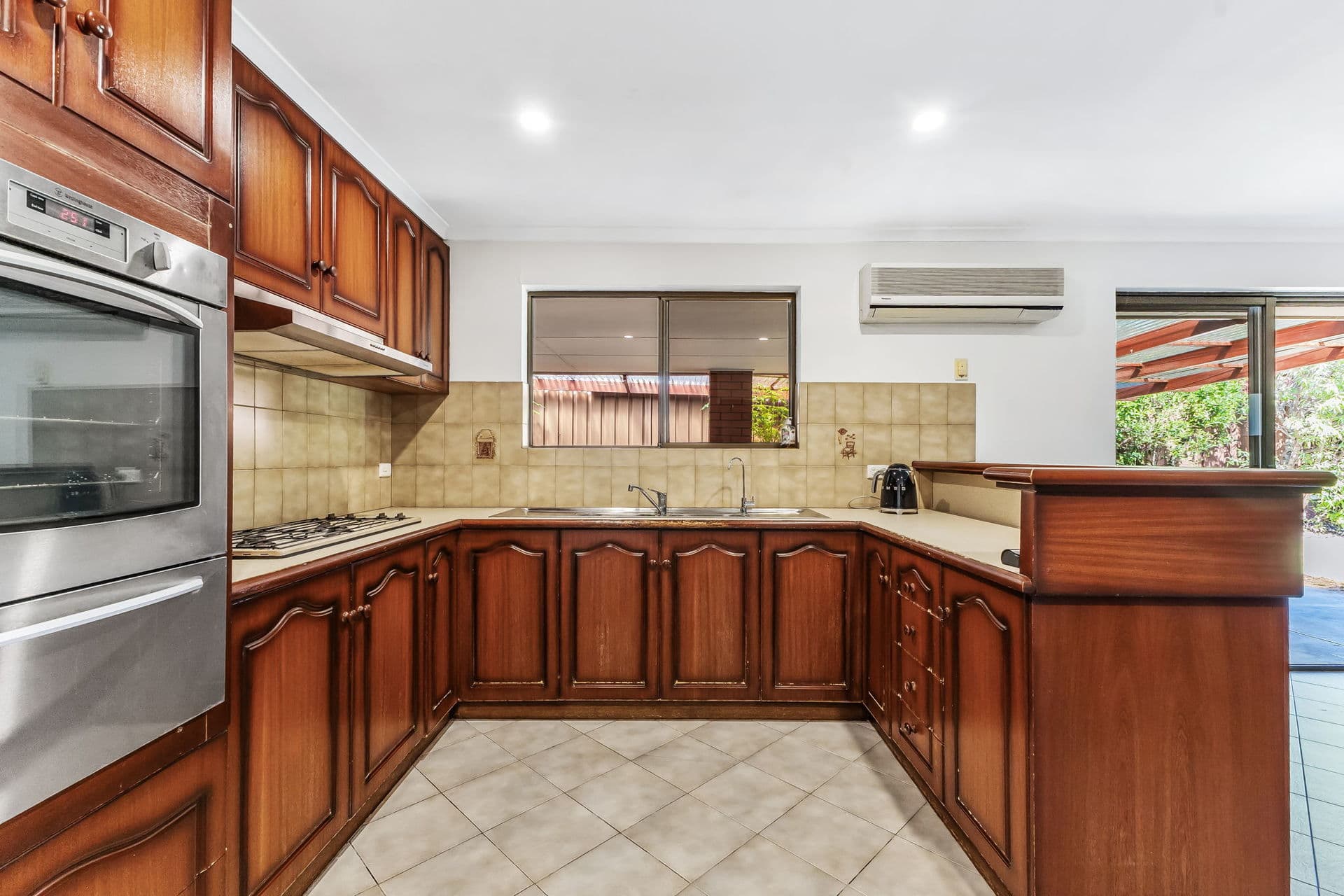 8 Manor Court, Athelstone - Thumbnail 7