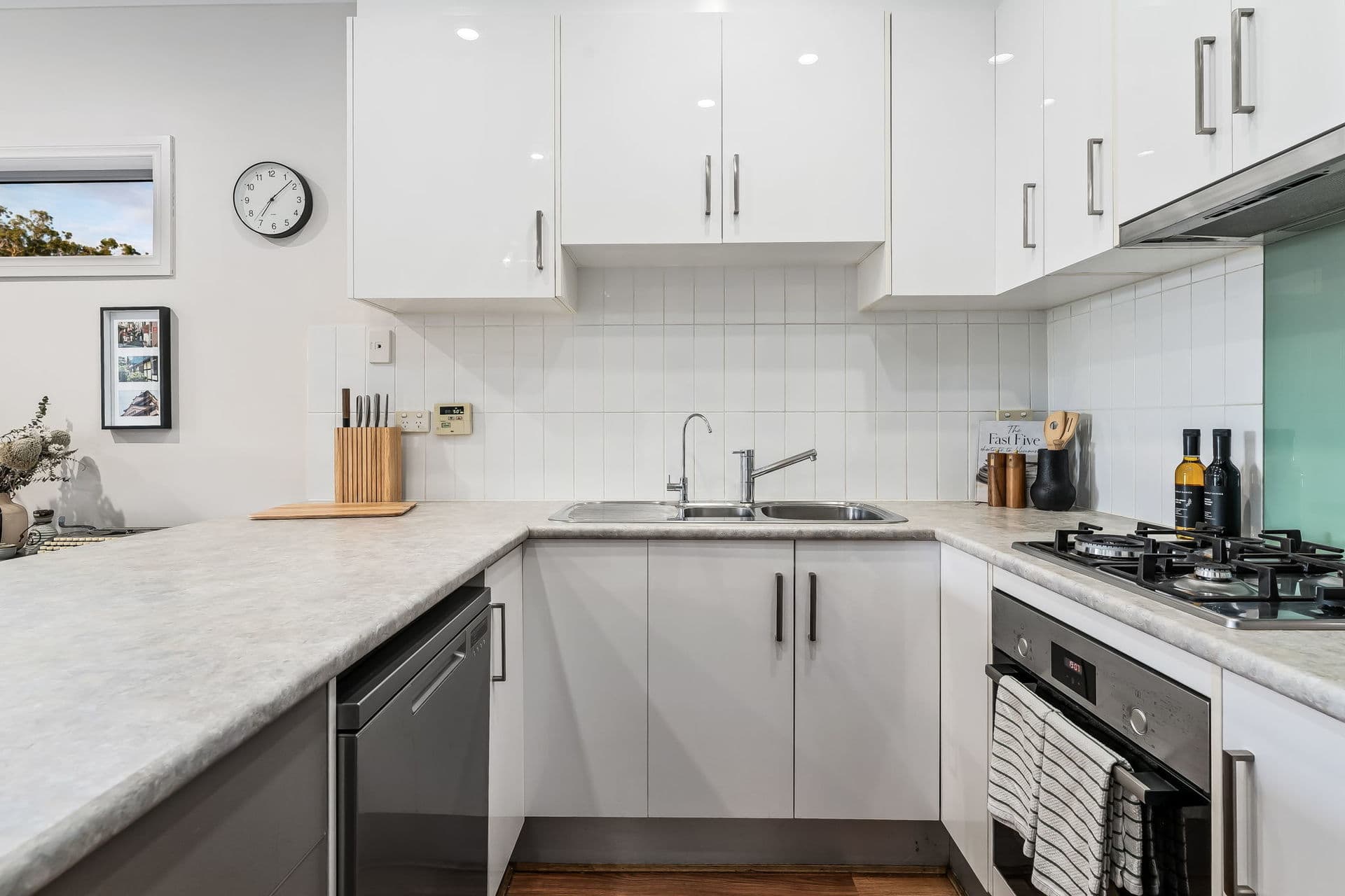 33A Tiparra Avenue, Park Holme - Thumbnail 5