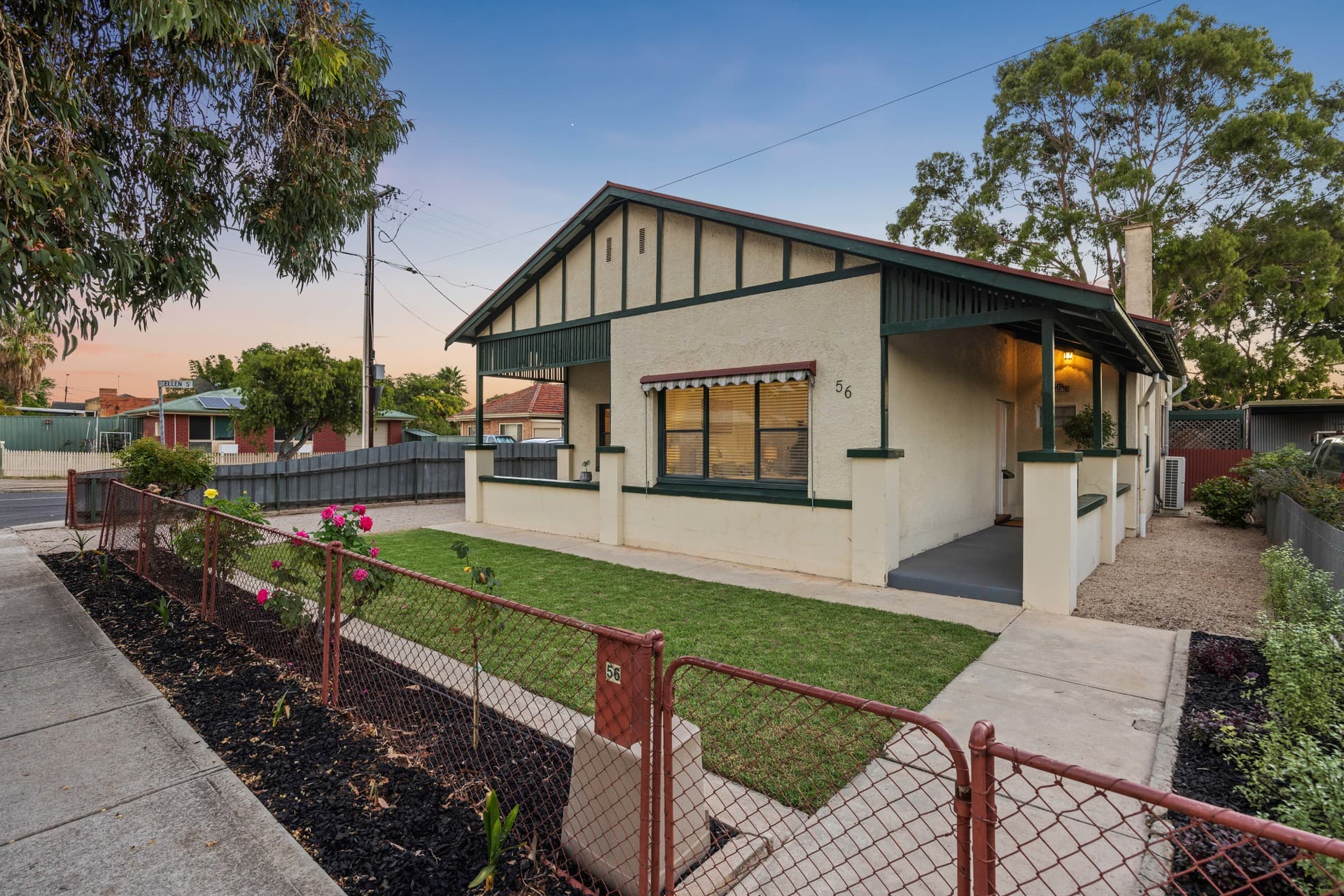 56 Milner Road, Richmond - Thumbnail 2