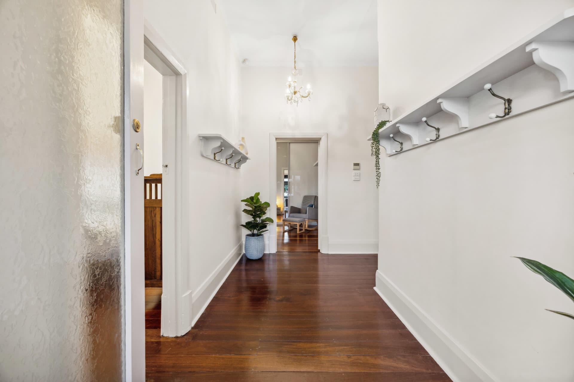 56 Milner Road, Richmond - Thumbnail 3