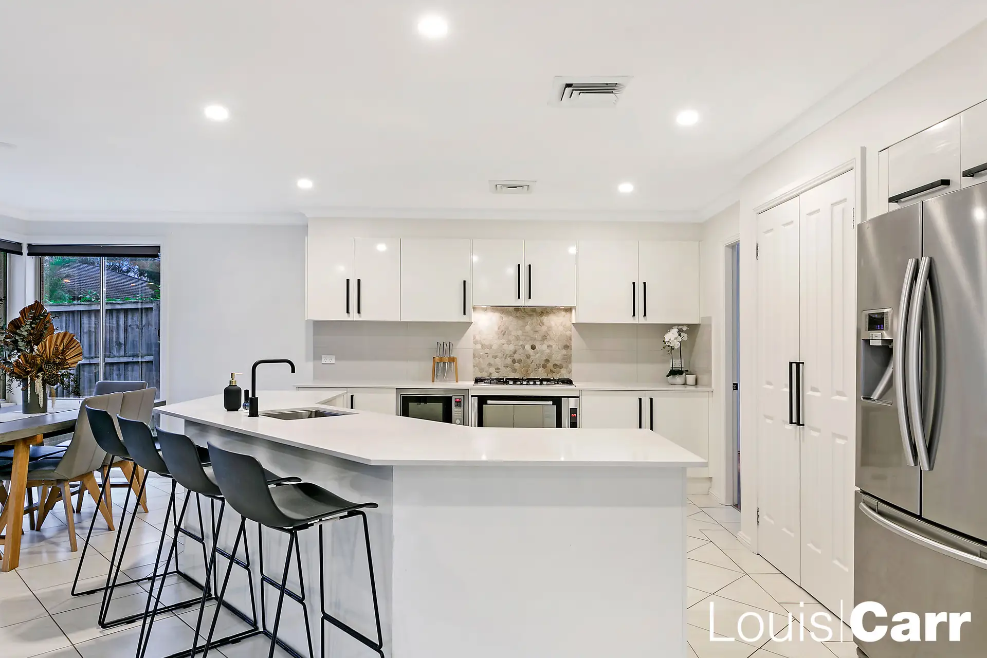 2, 31 Riviera Road, Avondale Heights, Glenwood - Thumbnail 5