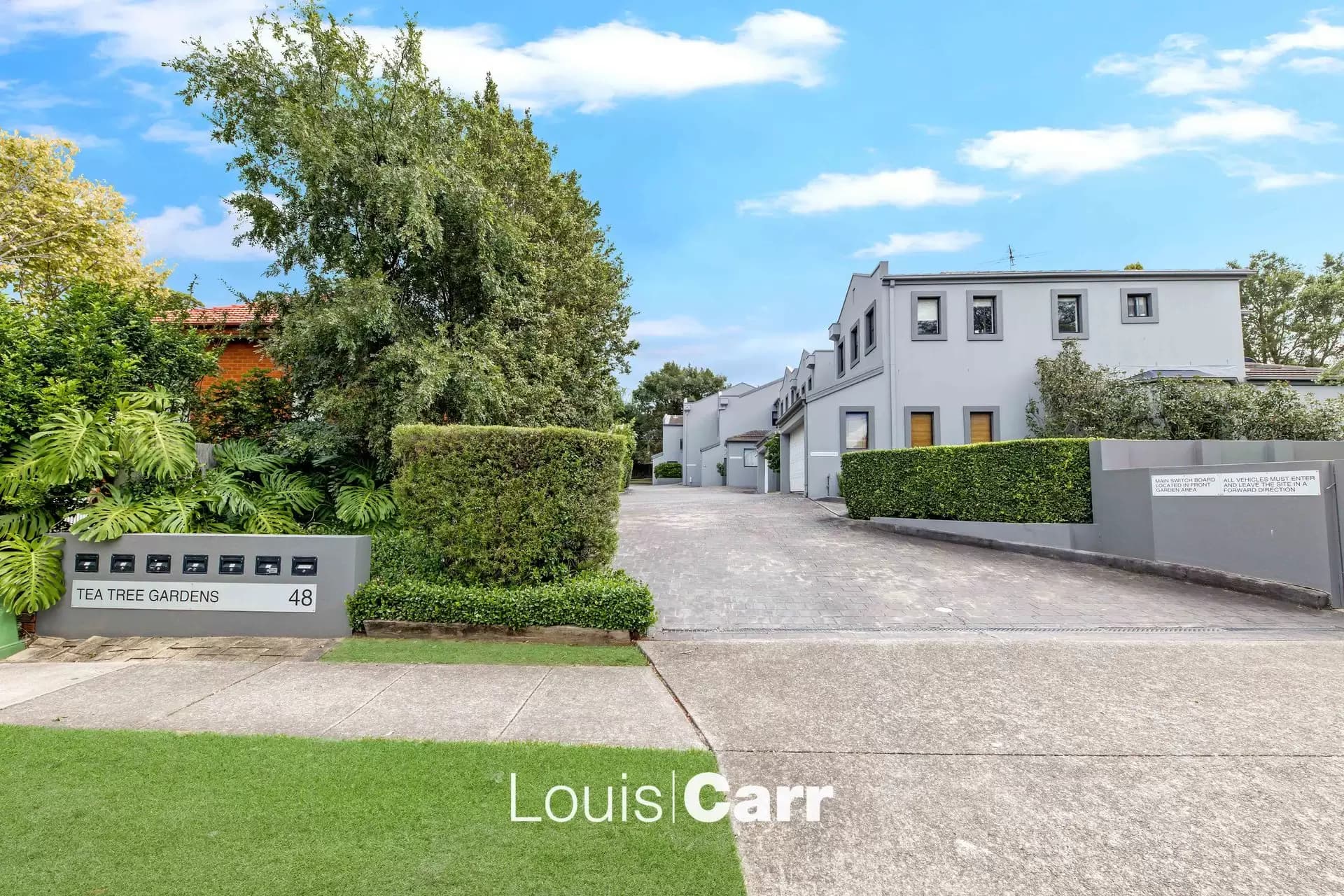 Unit 2, 195 Miles Street, Mount Isa, Mooloolaba - Thumbnail 2