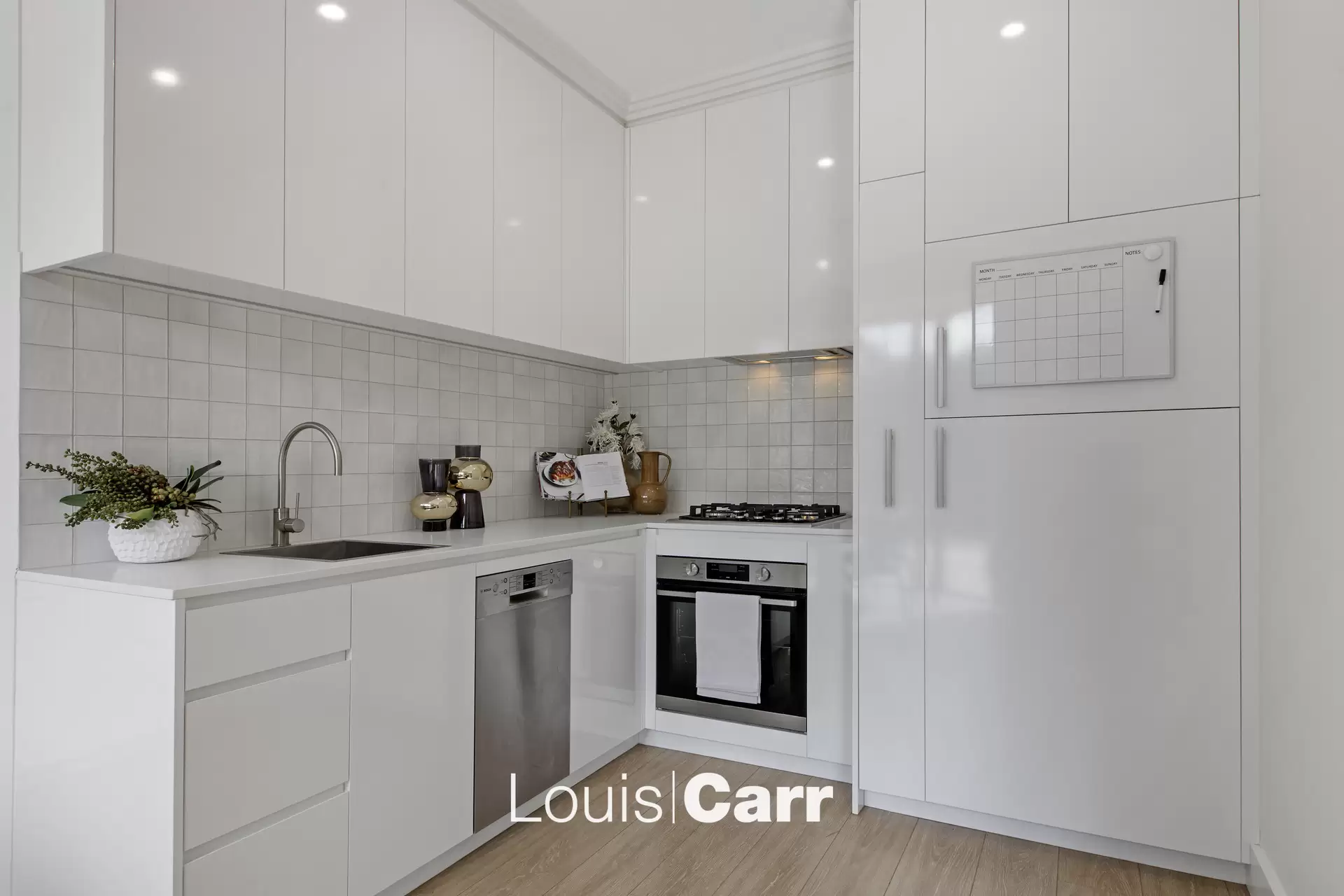 Unit 2, 195 Miles Street, Mount Isa, Mooloolaba - Thumbnail 6