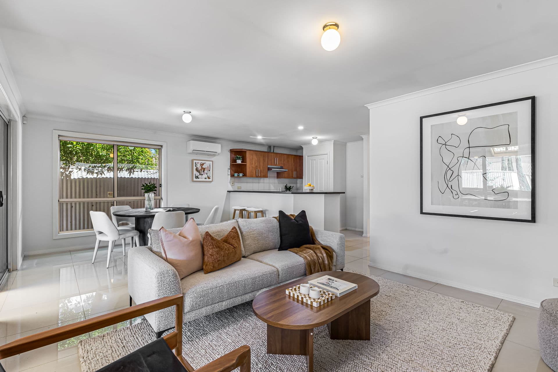 8 McQuillan Avenue, Renown Park - Thumbnail 3