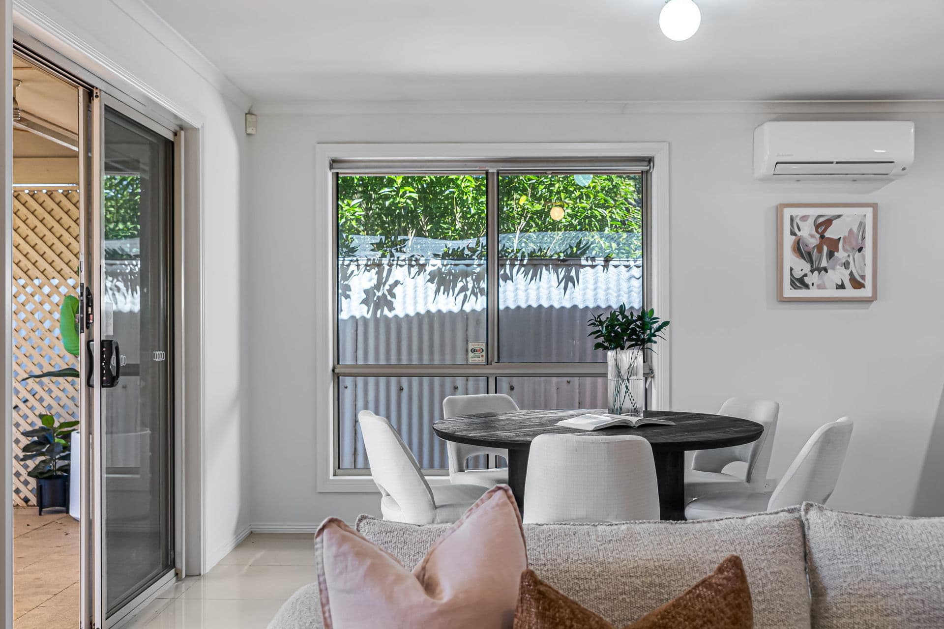 8 McQuillan Avenue, Renown Park - Thumbnail 6