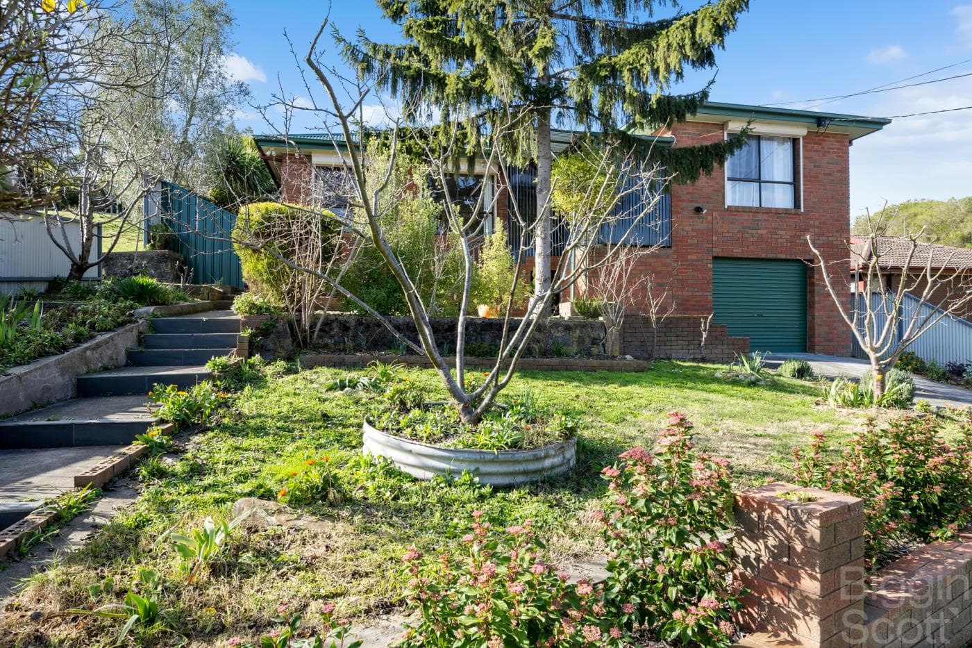 2 / 80 Anderson Street, LILYDALE VIC 3140, Mount Isa - Image 1