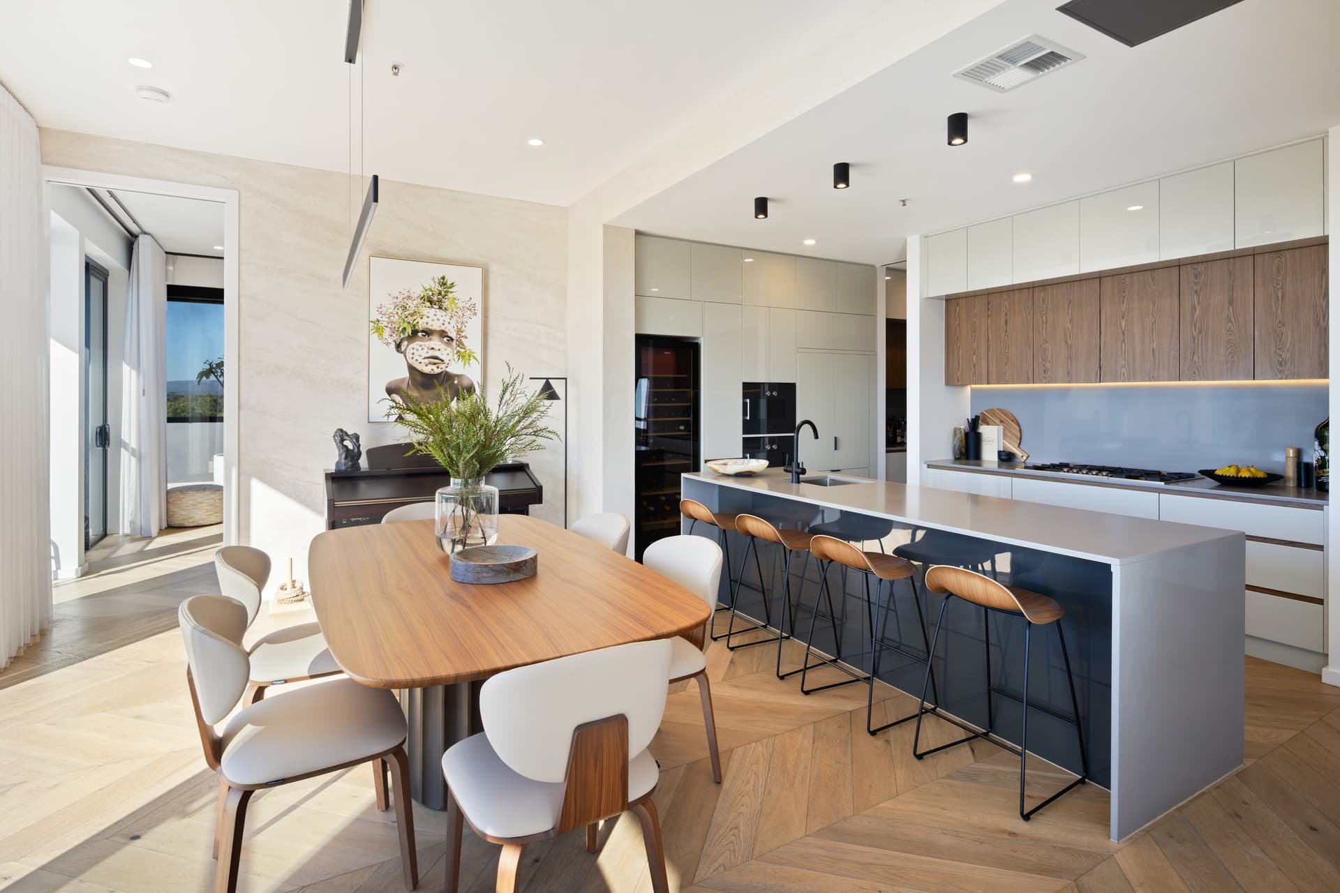 701/69 Melbourne Street, North Adelaide - Thumbnail 5