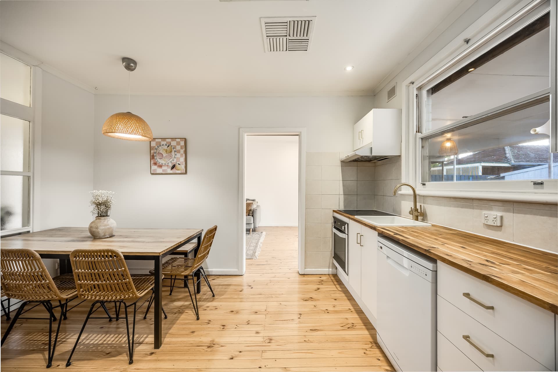 20 Minkie Avenue, Mitchell Park - Thumbnail 2