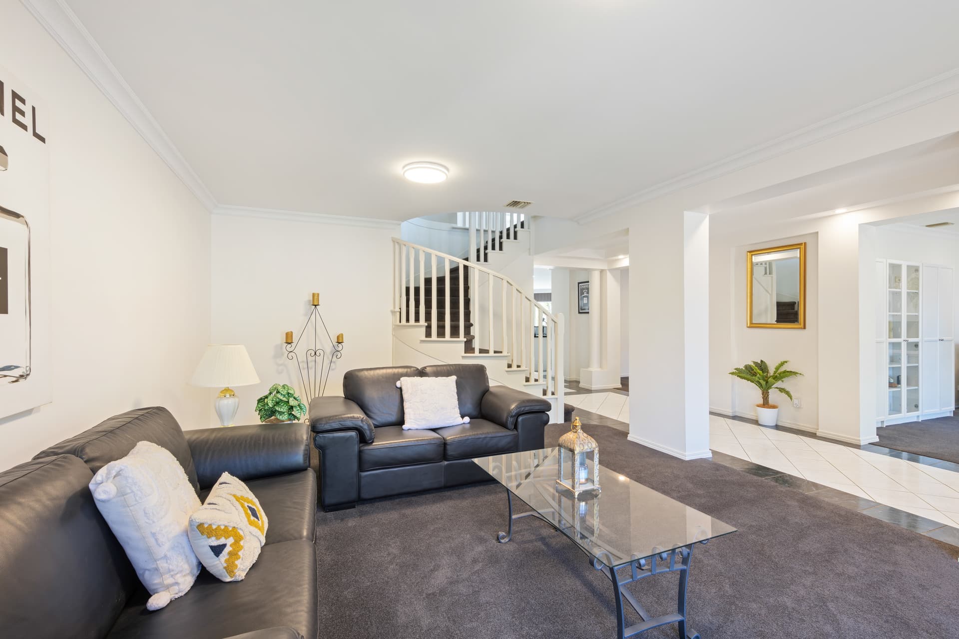 5 Caroline Drive, Allenby Gardens - Thumbnail 4