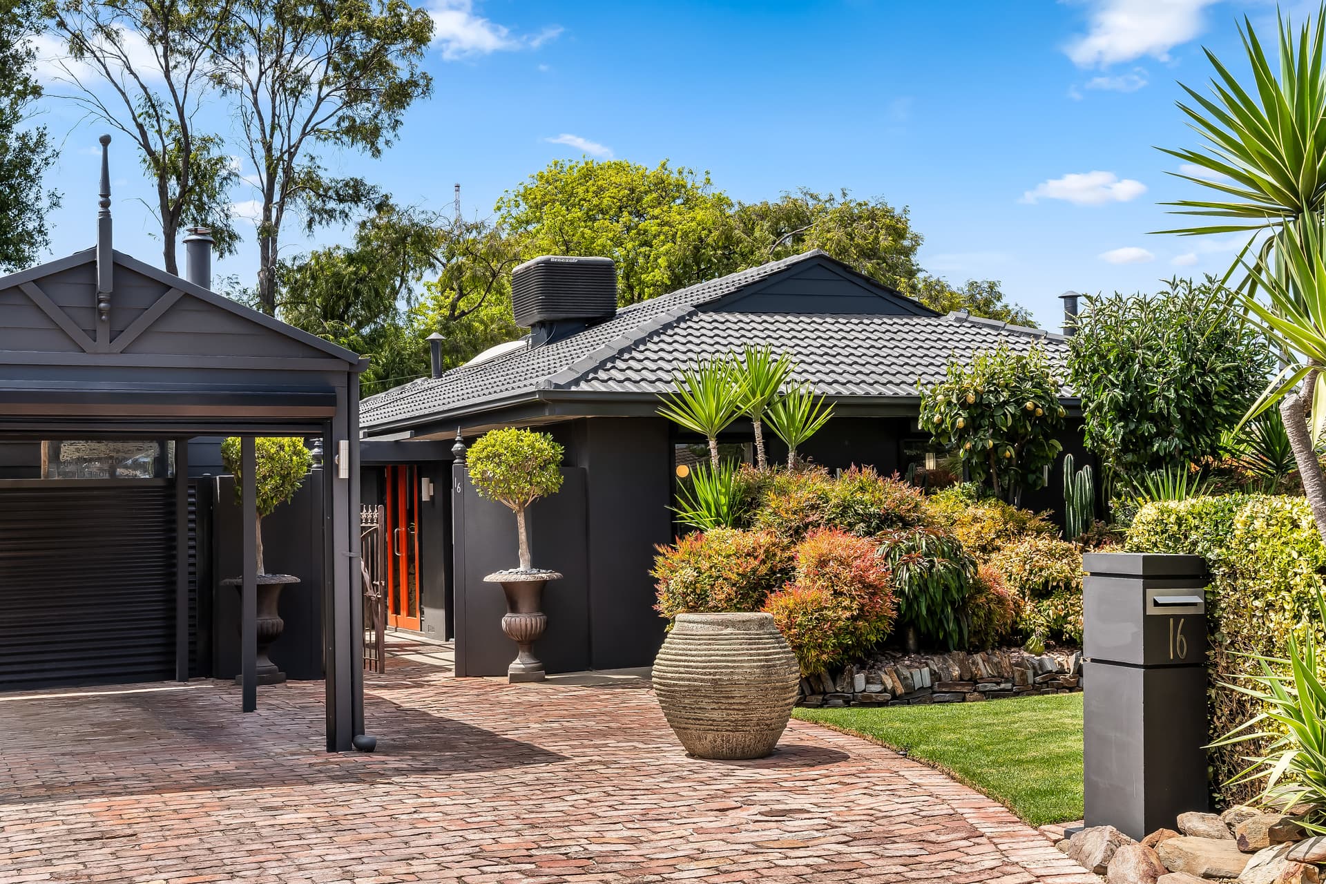 16 Breckenridge Drive, Reynella - Image 1
