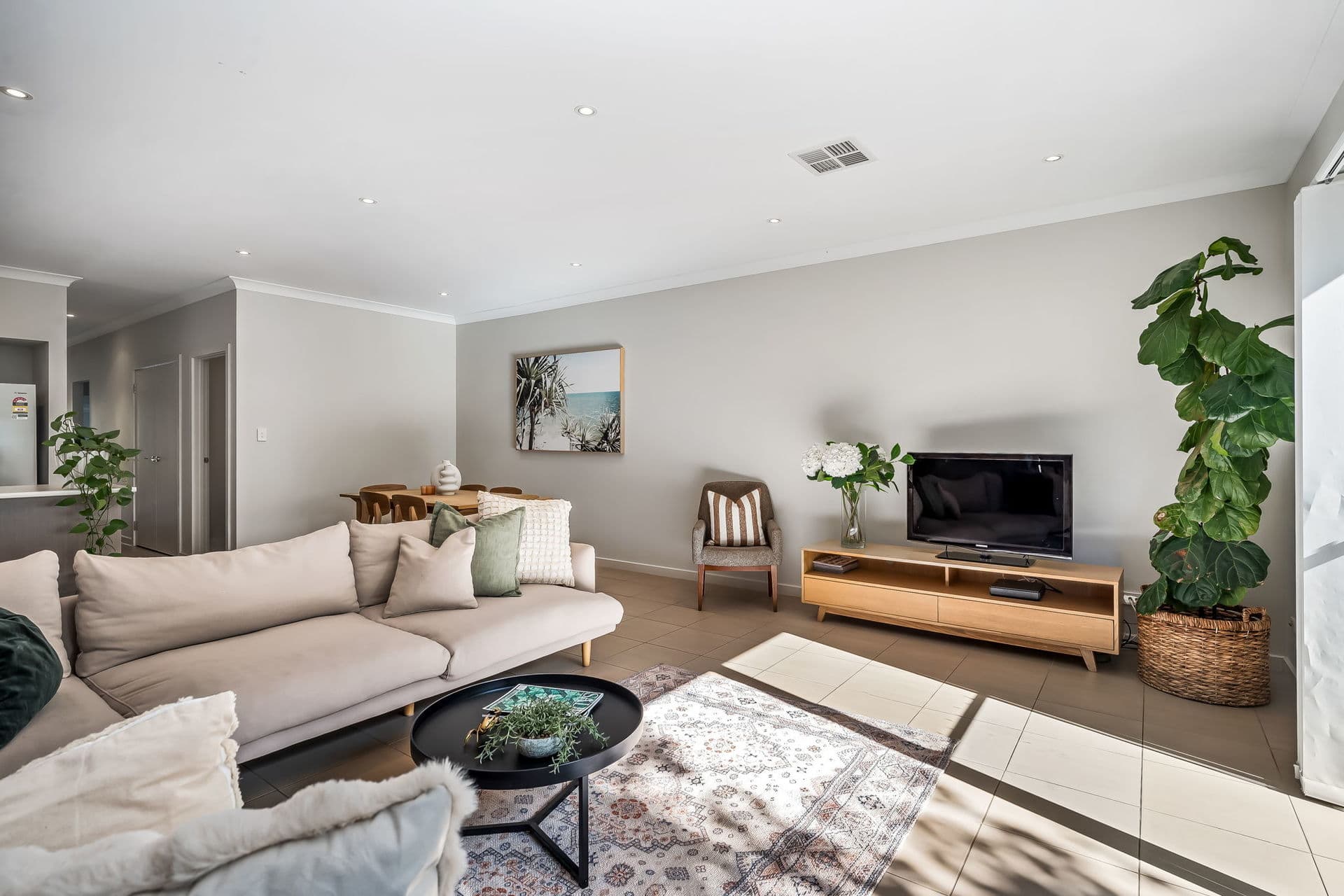 31 Vinall Street, Dover Gardens - Thumbnail 2