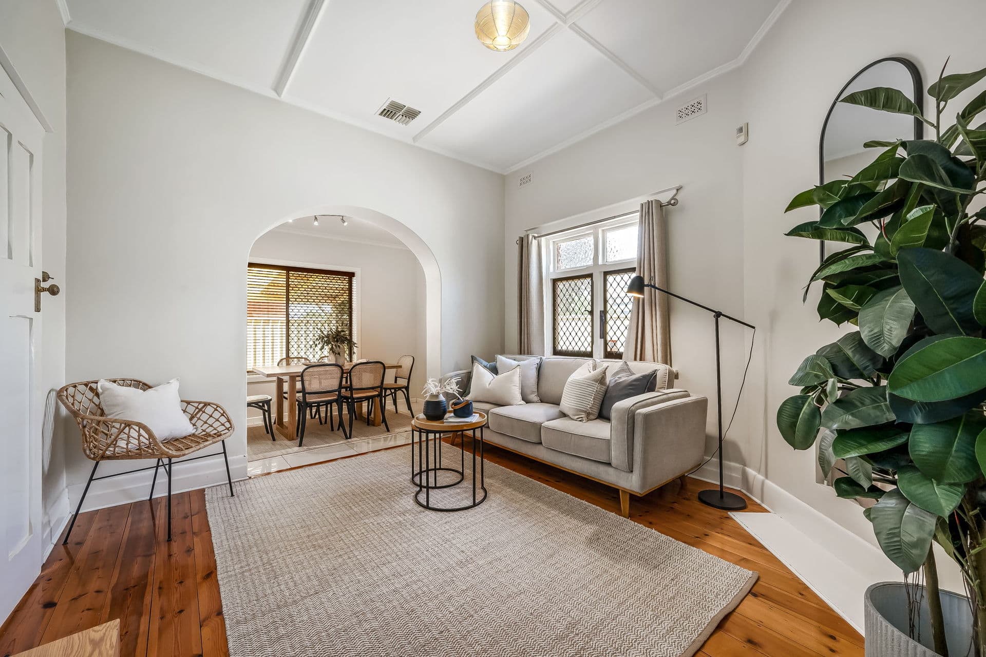 32 Gloucester Street, Largs Bay - Thumbnail 2