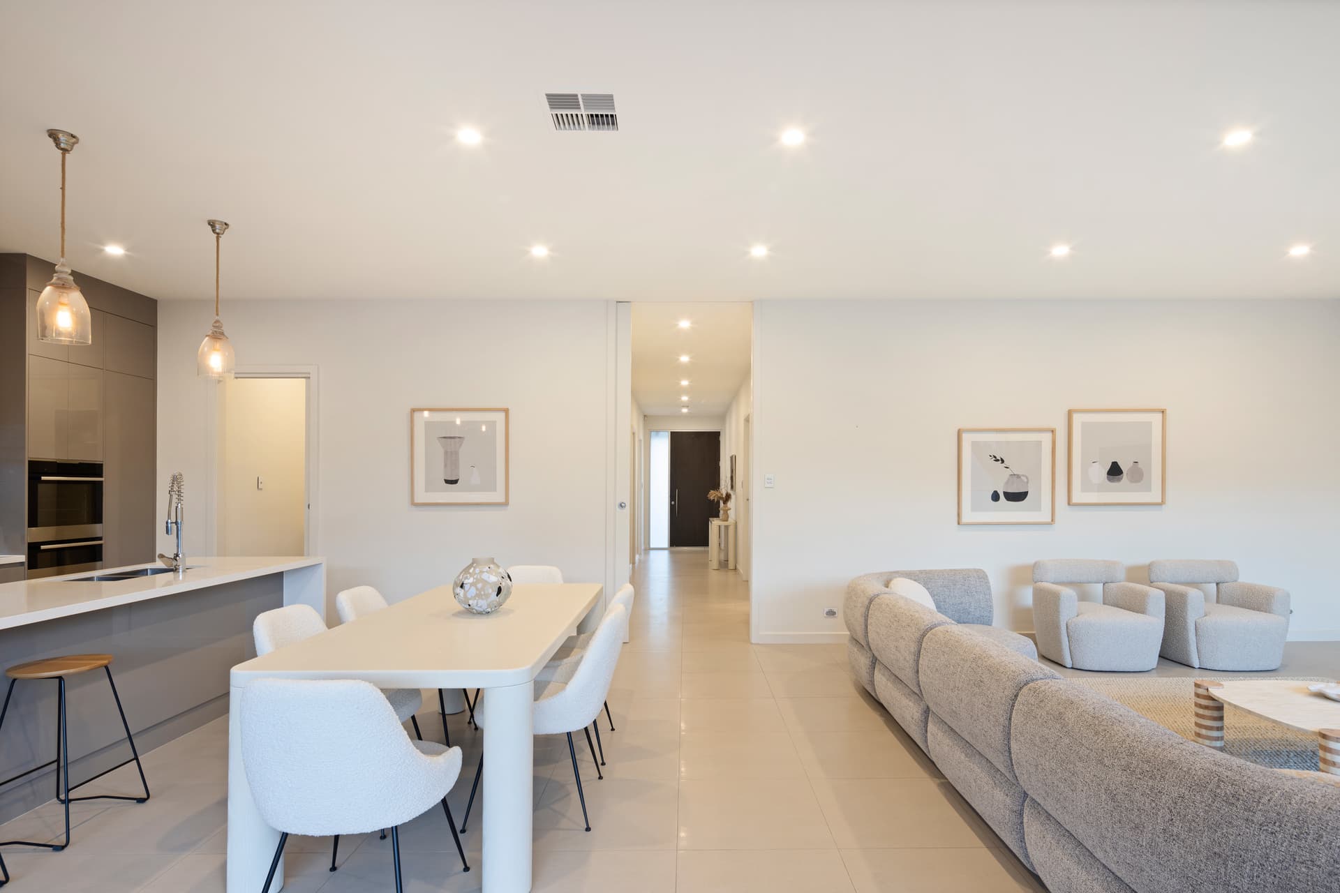 7 Shirley Crescent, West Beach - Thumbnail 7