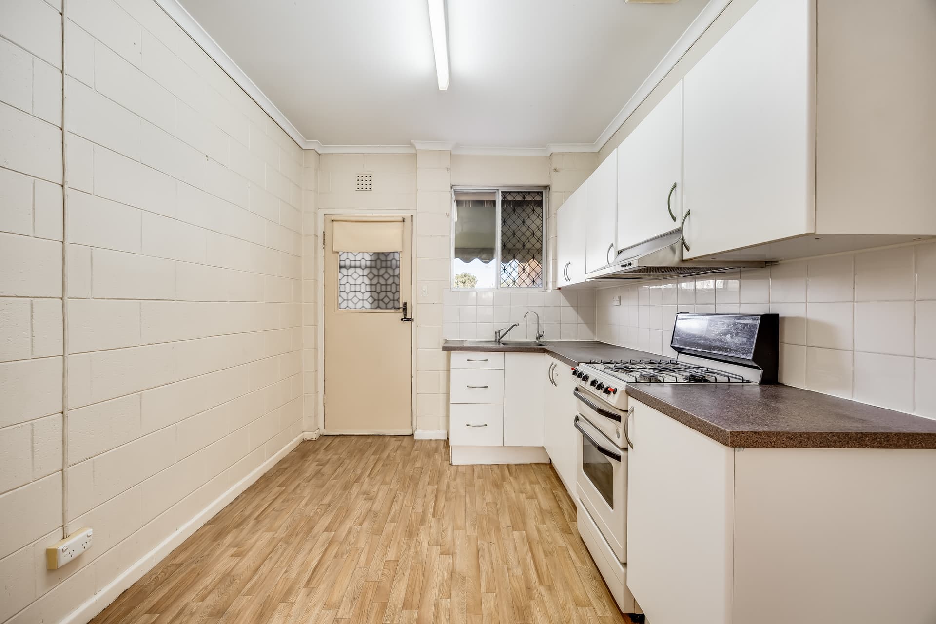 4/27 Daws Road, Mitchell Park - Thumbnail 2